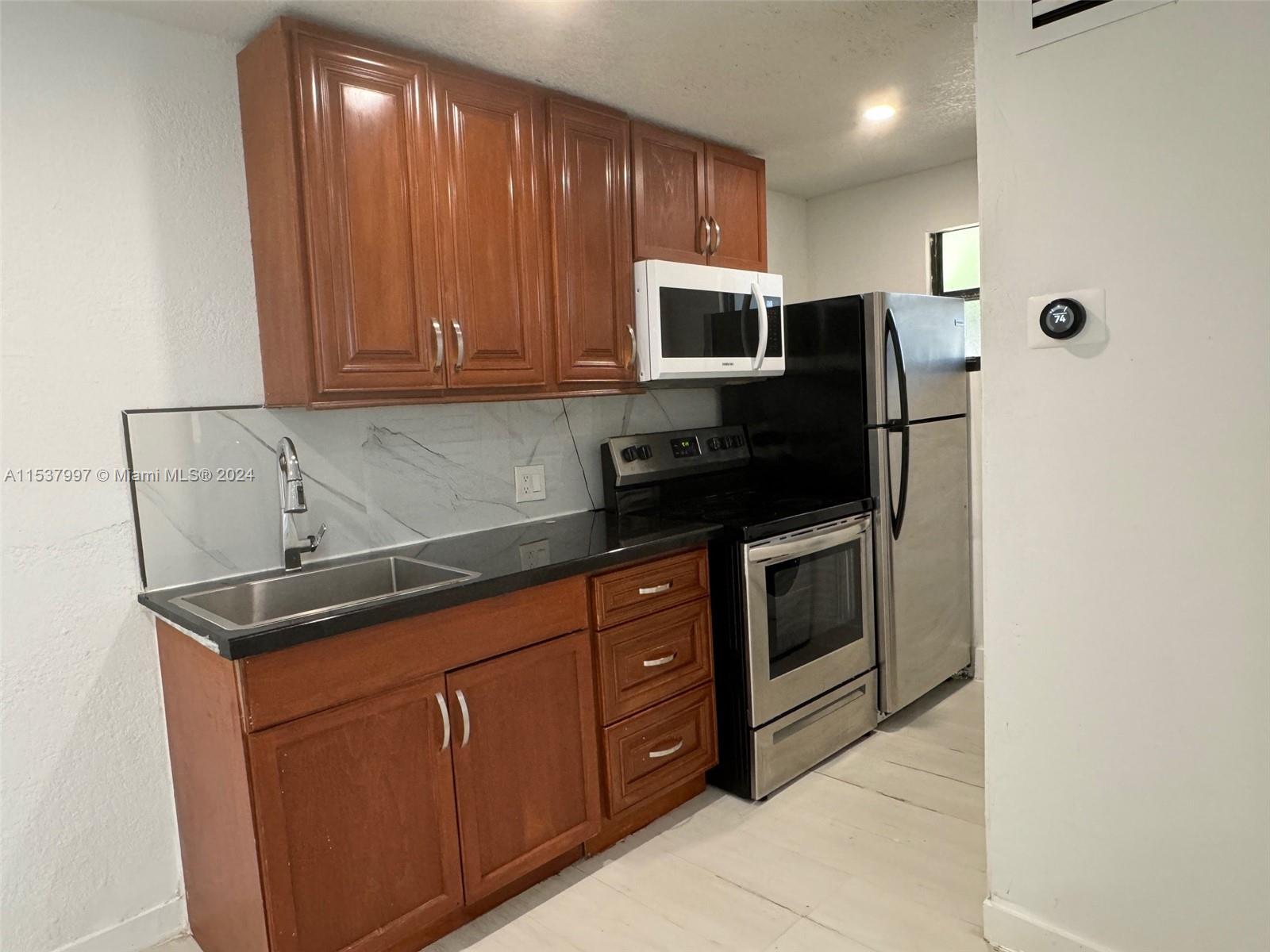 Miami, Florida 33150, 2 Bedrooms Bedrooms, ,1 BathroomBathrooms,Residentiallease,For Rent,A11537997