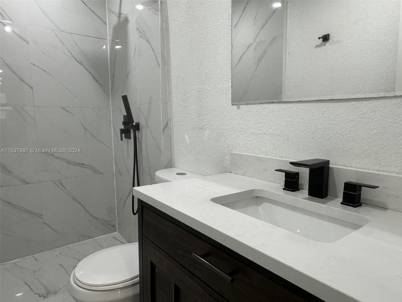 Miami, Florida 33150, 2 Bedrooms Bedrooms, ,1 BathroomBathrooms,Residentiallease,For Rent,A11537997