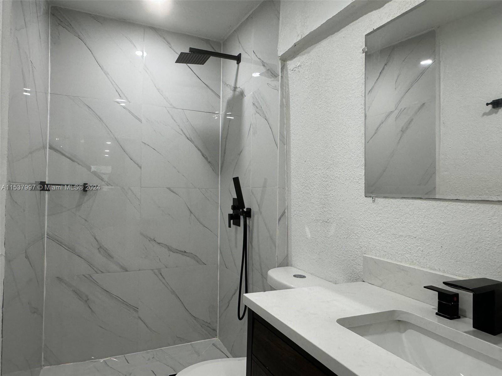 Miami, Florida 33150, 2 Bedrooms Bedrooms, ,1 BathroomBathrooms,Residentiallease,For Rent,A11537997