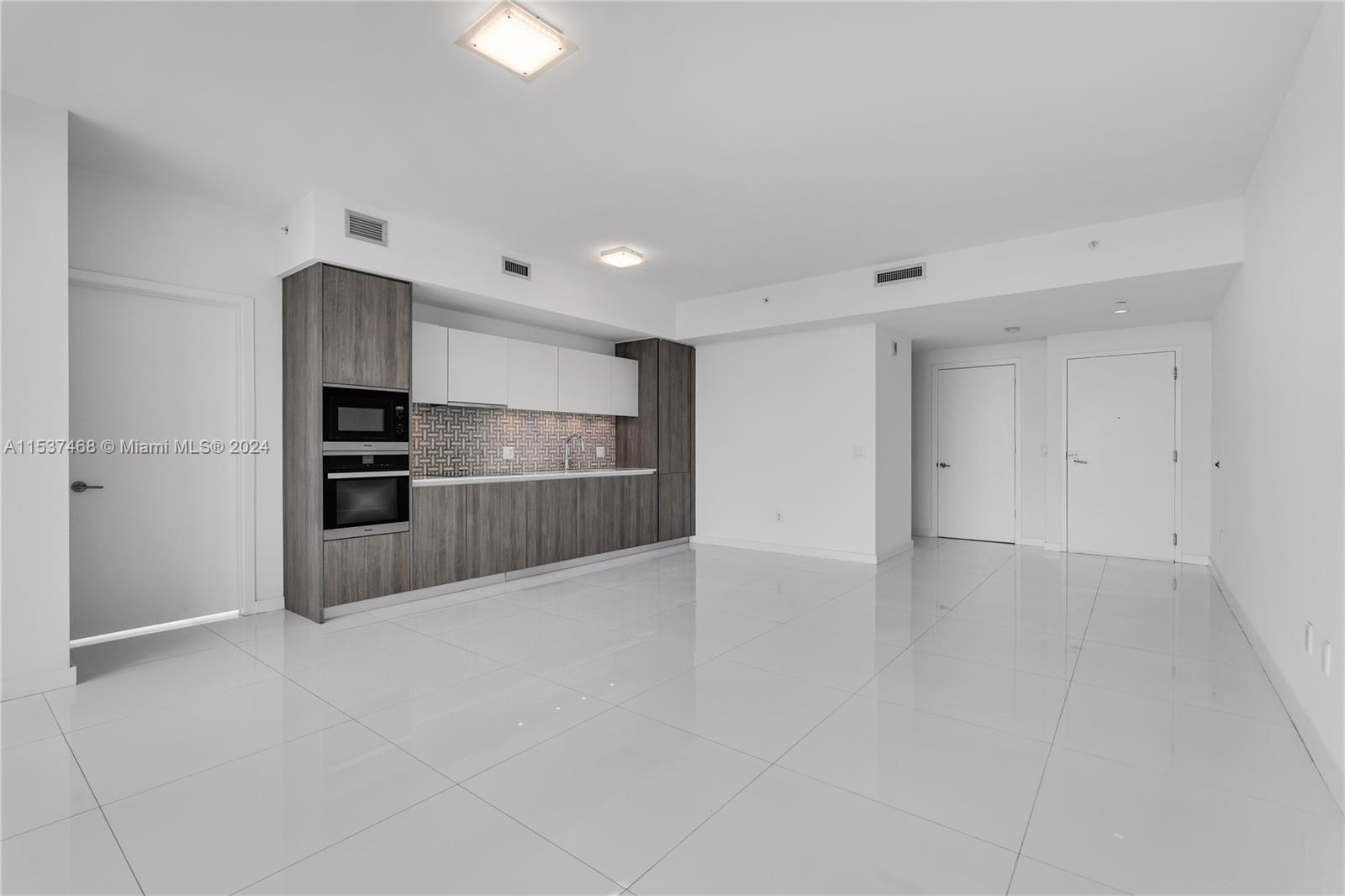 2900 NE 7th Ave 2604, Miami, Florida 33137, 2 Bedrooms Bedrooms, ,2 BathroomsBathrooms,Residential,For Sale,2900 NE 7th Ave 2604,A11537468