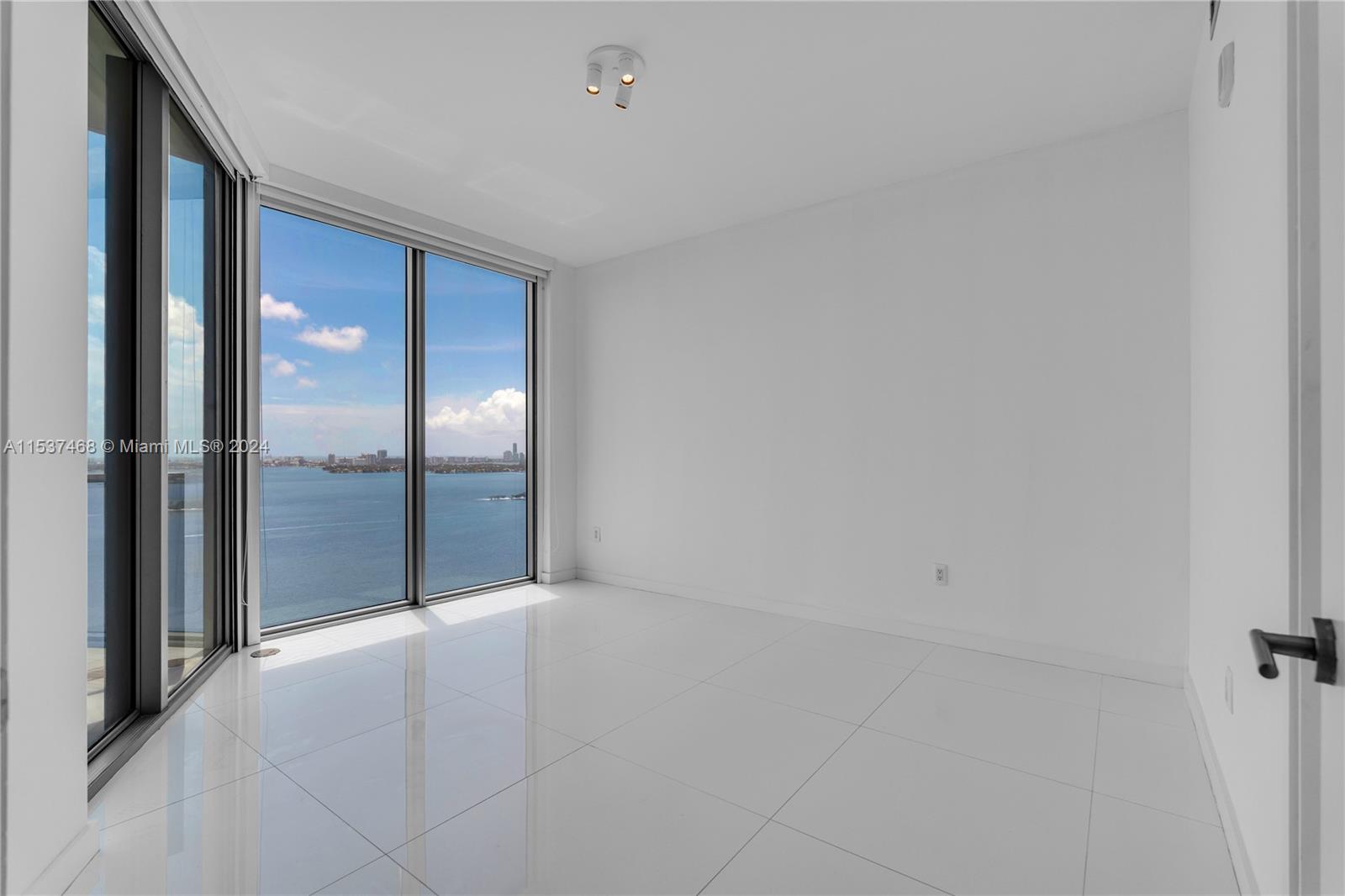 2900 NE 7th Ave 2604, Miami, Florida 33137, 2 Bedrooms Bedrooms, ,2 BathroomsBathrooms,Residential,For Sale,2900 NE 7th Ave 2604,A11537468