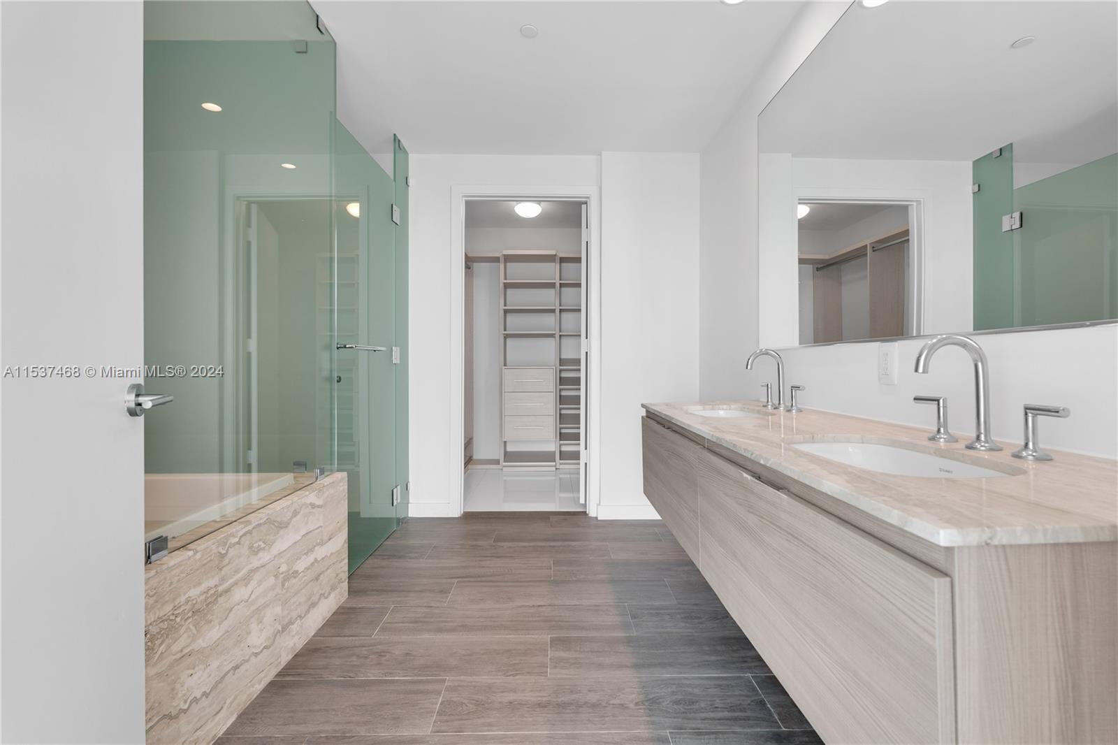 2900 NE 7th Ave 2604, Miami, Florida 33137, 2 Bedrooms Bedrooms, ,2 BathroomsBathrooms,Residential,For Sale,2900 NE 7th Ave 2604,A11537468