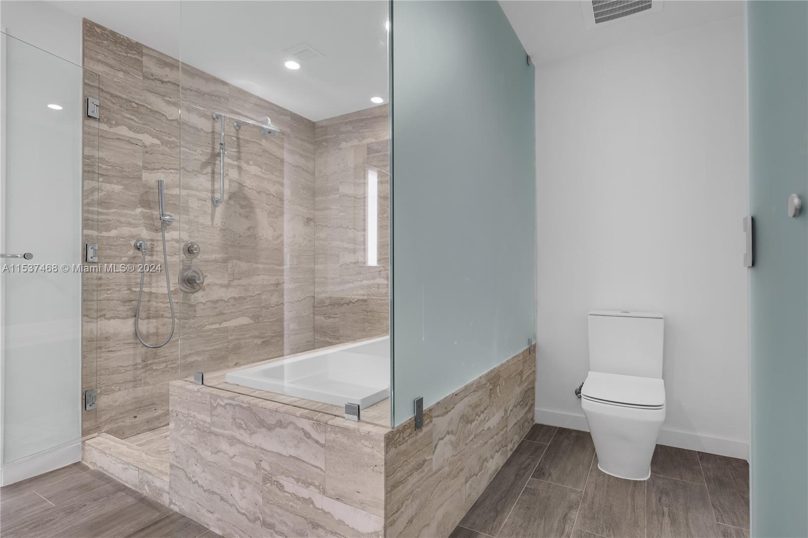 2900 NE 7th Ave 2604, Miami, Florida 33137, 2 Bedrooms Bedrooms, ,2 BathroomsBathrooms,Residential,For Sale,2900 NE 7th Ave 2604,A11537468