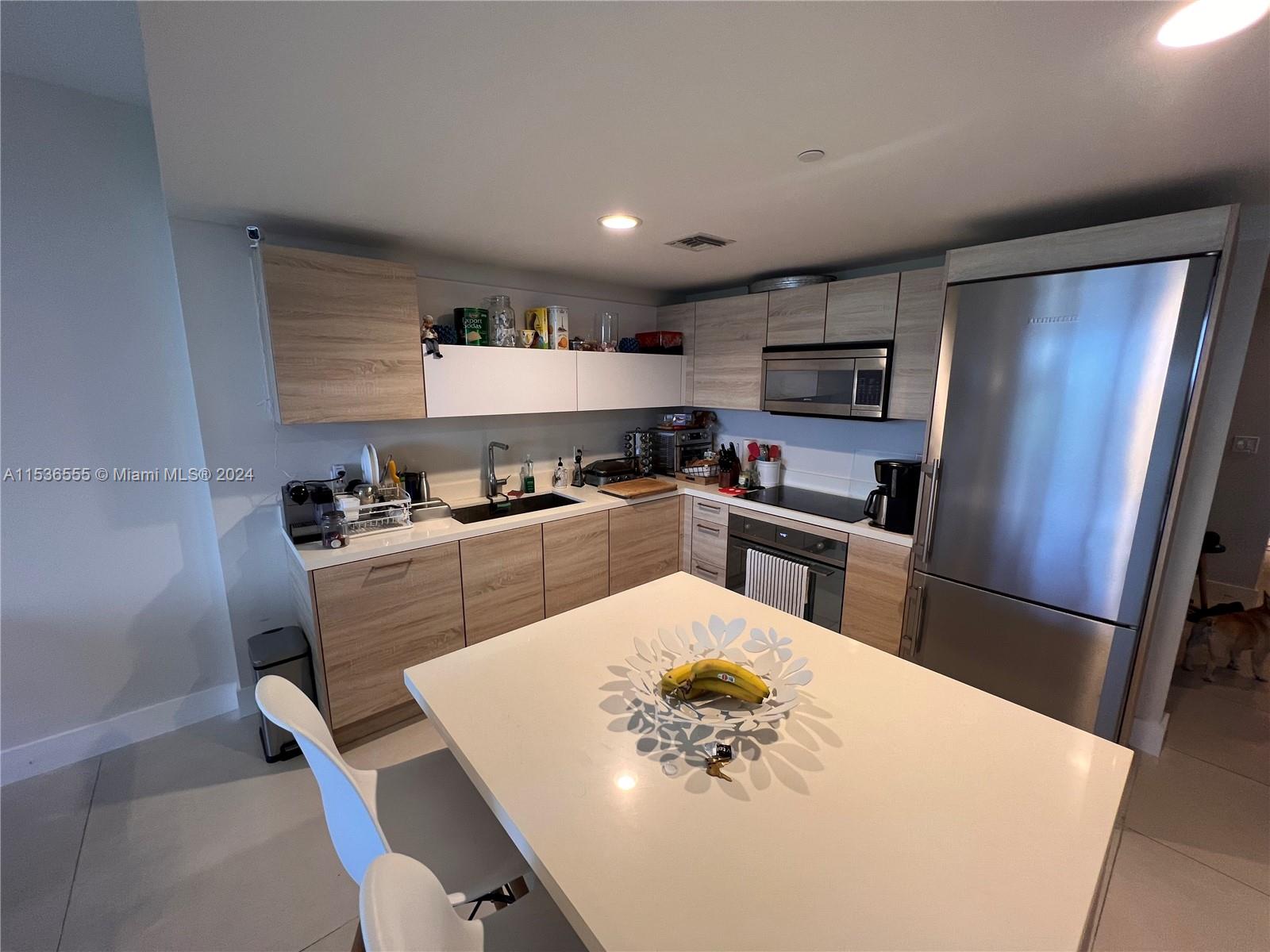 16385 Biscayne Blvd 606, North Miami Beach, Florida 33160, 2 Bedrooms Bedrooms, ,2 BathroomsBathrooms,Residential,For Sale,16385 Biscayne Blvd 606,A11536555