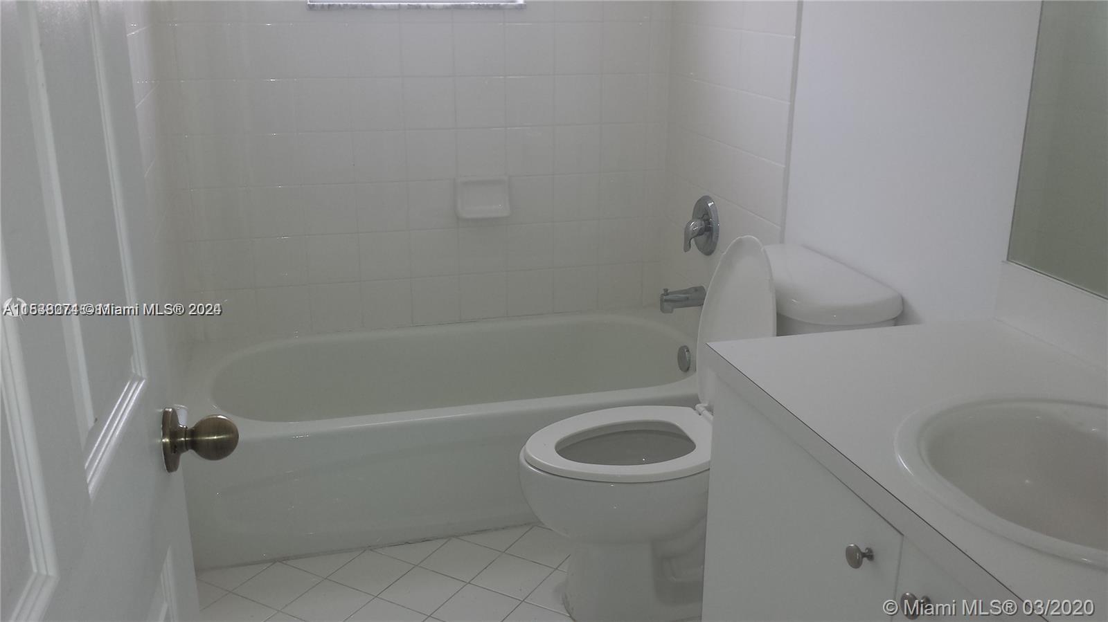 1575 NE 33rd Ave 201-9, Homestead, Florida 33033, 3 Bedrooms Bedrooms, ,2 BathroomsBathrooms,Residential,For Sale,1575 NE 33rd Ave 201-9,A11538074