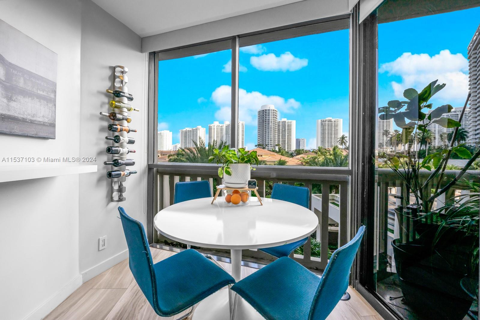 1000 Island Blvd, Aventura, FL, 33160 United States, 3 Bedrooms Bedrooms, ,2 BathroomsBathrooms,Residential,For Sale,Island Blvd,A11537103