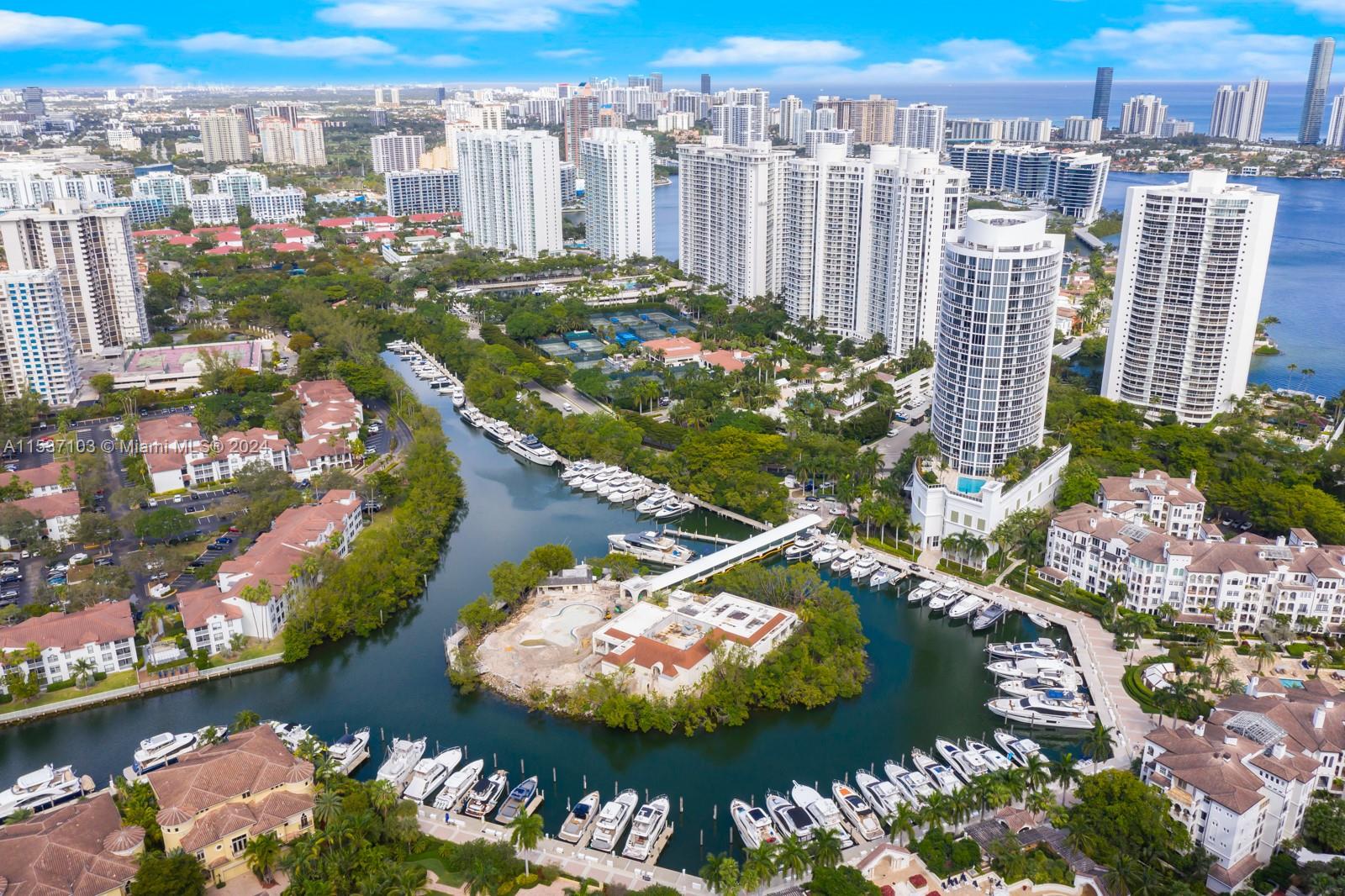 1000 Island Blvd, Aventura, FL, 33160 United States, 3 Bedrooms Bedrooms, ,2 BathroomsBathrooms,Residential,For Sale,Island Blvd,A11537103