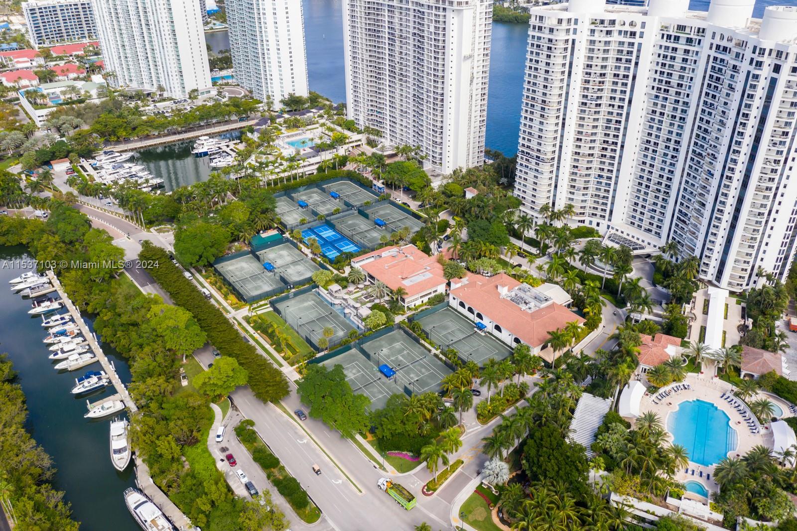1000 Island Blvd, Aventura, FL, 33160 United States, 3 Bedrooms Bedrooms, ,2 BathroomsBathrooms,Residential,For Sale,Island Blvd,A11537103