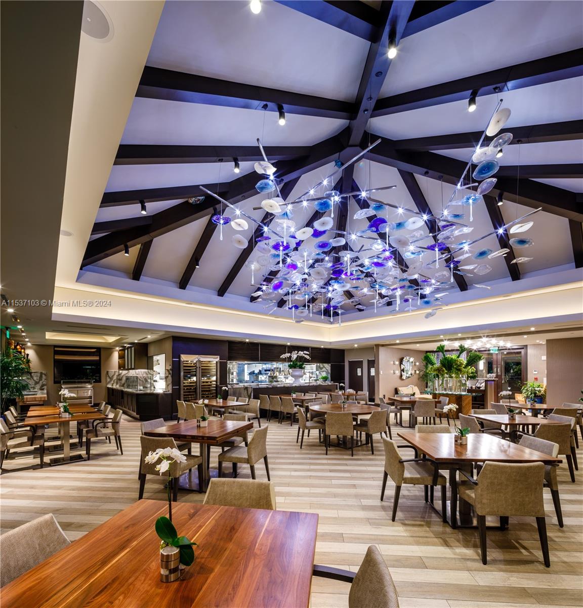 Island Restaurant
