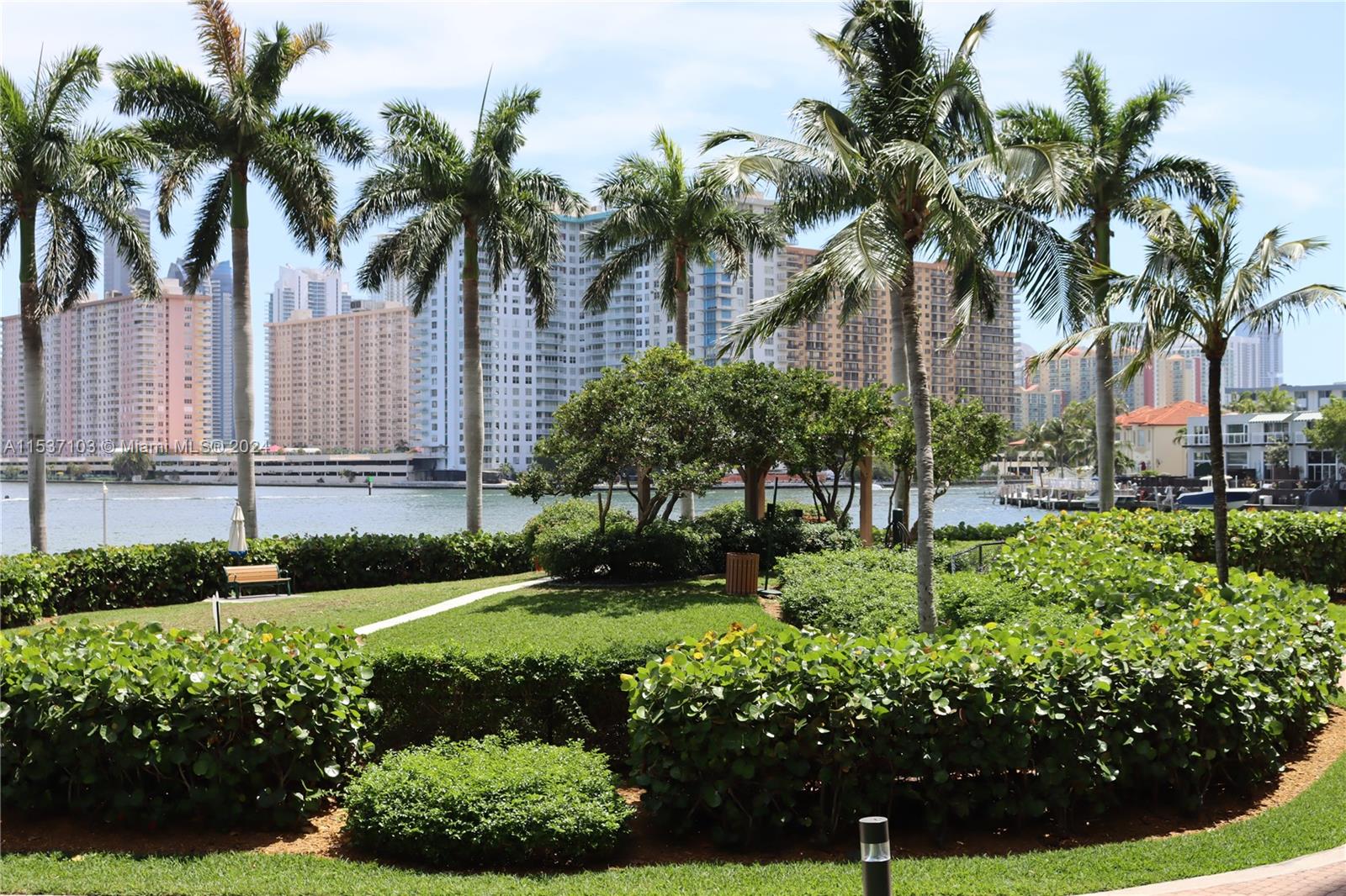 1000 Island Blvd, Aventura, FL, 33160 United States, 3 Bedrooms Bedrooms, ,2 BathroomsBathrooms,Residential,For Sale,Island Blvd,A11537103