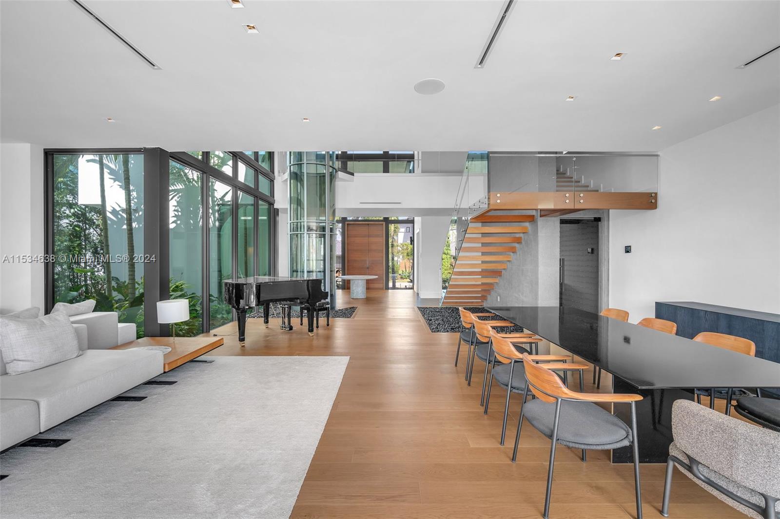 3300 165th St, North Miami Beach, FL, 33160 United States, 7 Bedrooms Bedrooms, ,7 BathroomsBathrooms,Residential,For Sale,165th St,A11534638