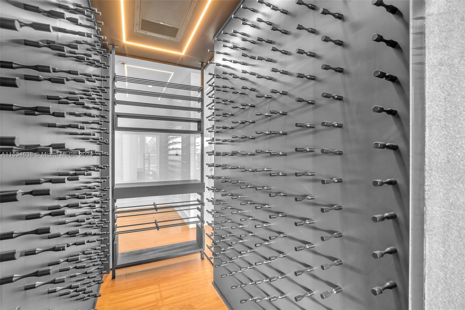 3300 165th St, North Miami Beach, FL, 33160 United States, 7 Bedrooms Bedrooms, ,7 BathroomsBathrooms,Residential,For Sale,165th St,A11534638