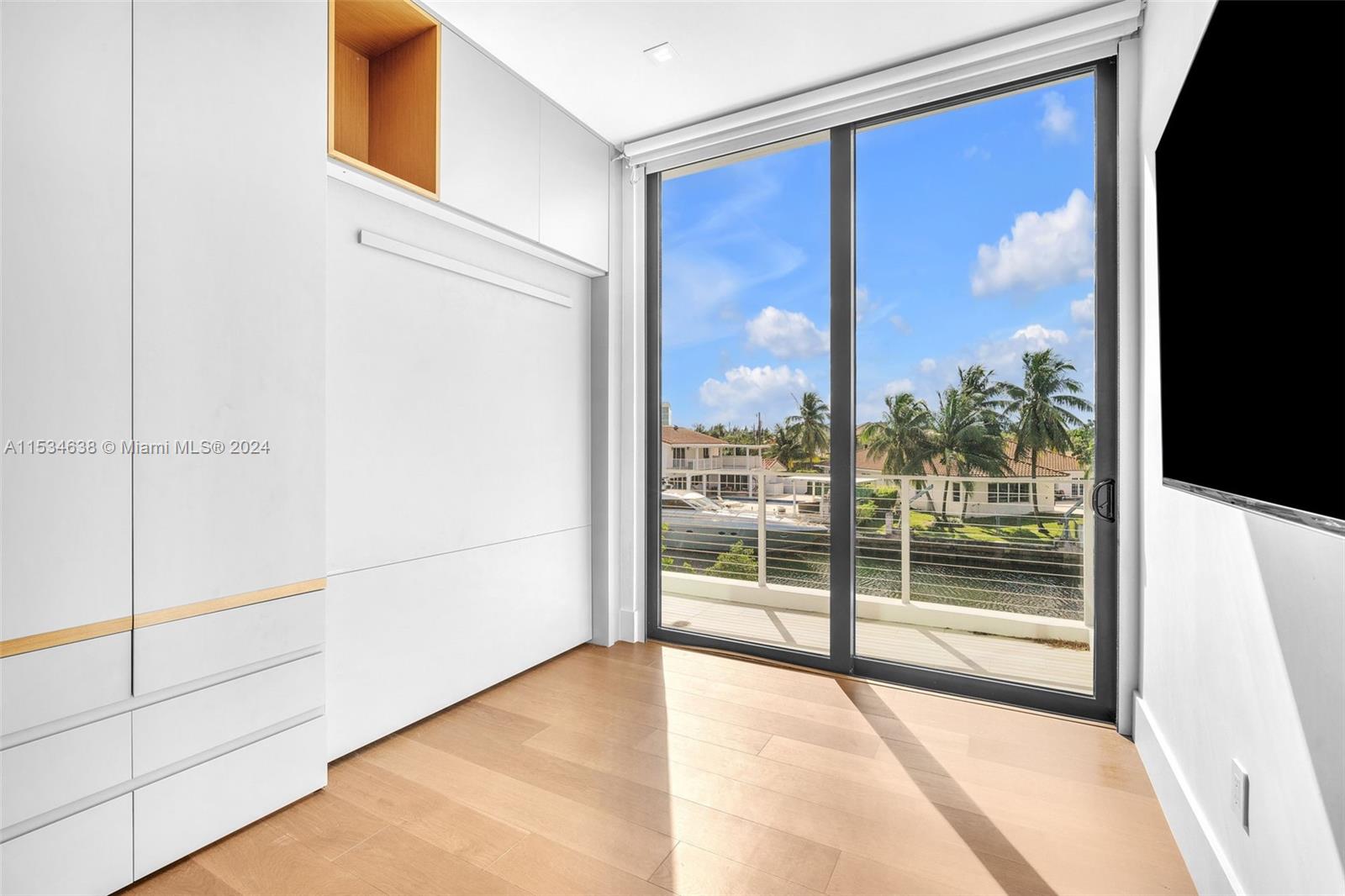 3300 165th St, North Miami Beach, FL, 33160 United States, 7 Bedrooms Bedrooms, ,7 BathroomsBathrooms,Residential,For Sale,165th St,A11534638