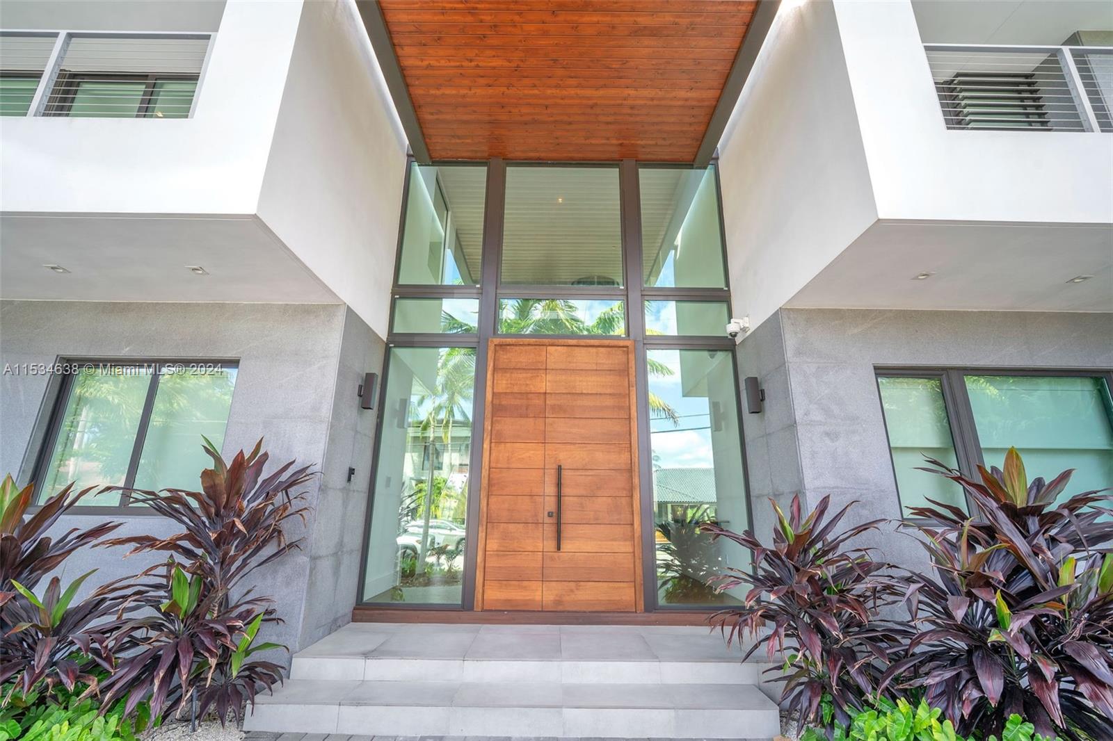 3300 165th St, North Miami Beach, FL, 33160 United States, 7 Bedrooms Bedrooms, ,7 BathroomsBathrooms,Residential,For Sale,165th St,A11534638