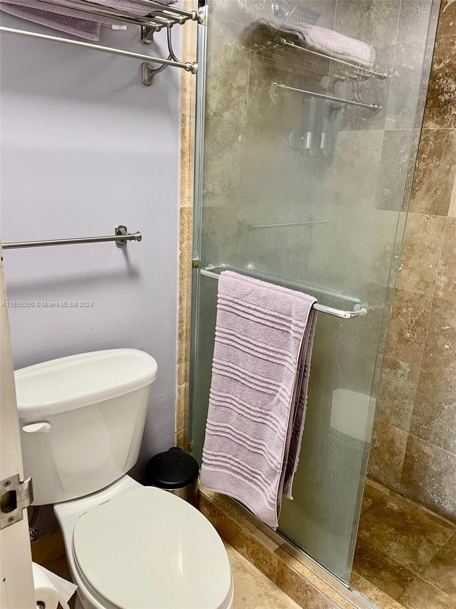 5701 Collins Avenue 1207, Miami Beach, Florida 33140, 1 Bedroom Bedrooms, ,2 BathroomsBathrooms,Residentiallease,For Rent,5701 Collins Avenue 1207,A11535350