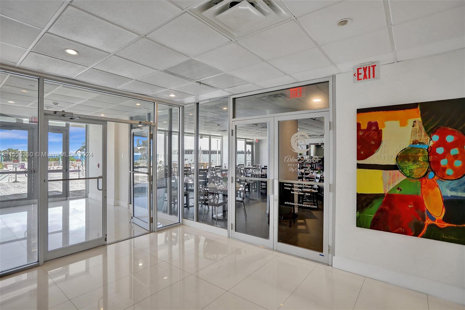 5701 Collins Avenue 1207, Miami Beach, Florida 33140, 1 Bedroom Bedrooms, ,2 BathroomsBathrooms,Residentiallease,For Rent,5701 Collins Avenue 1207,A11535350