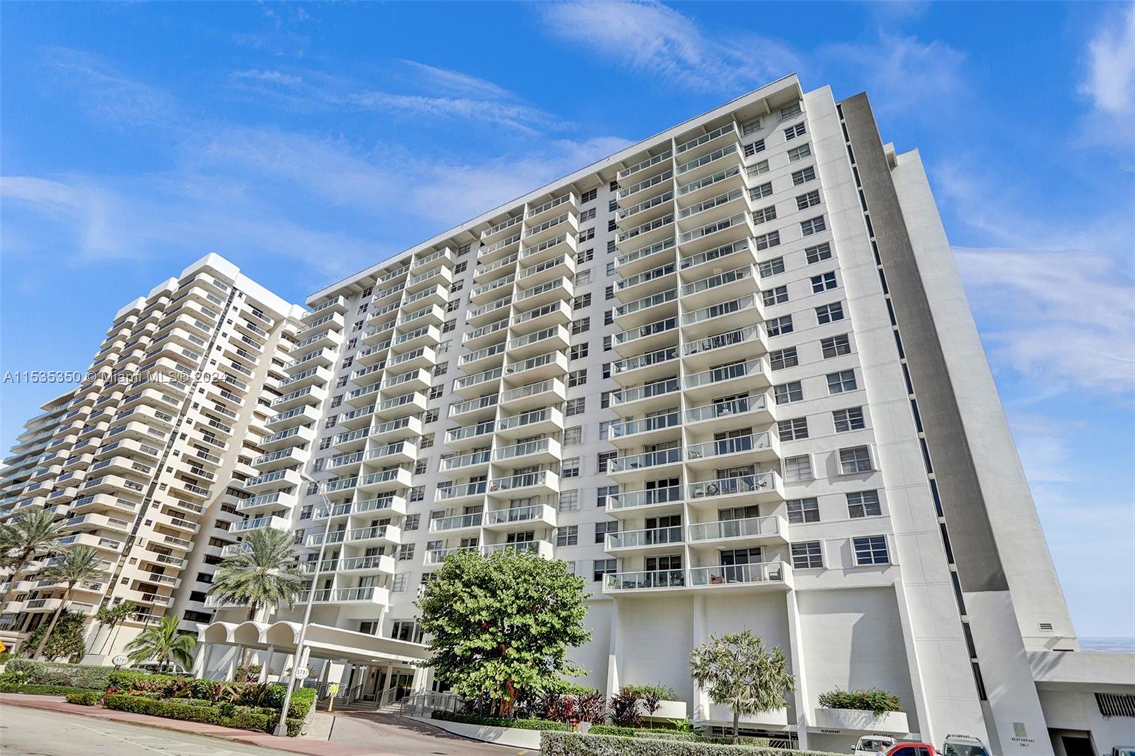 5701 Collins Avenue 1207, Miami Beach, Florida 33140, 1 Bedroom Bedrooms, ,2 BathroomsBathrooms,Residentiallease,For Rent,5701 Collins Avenue 1207,A11535350