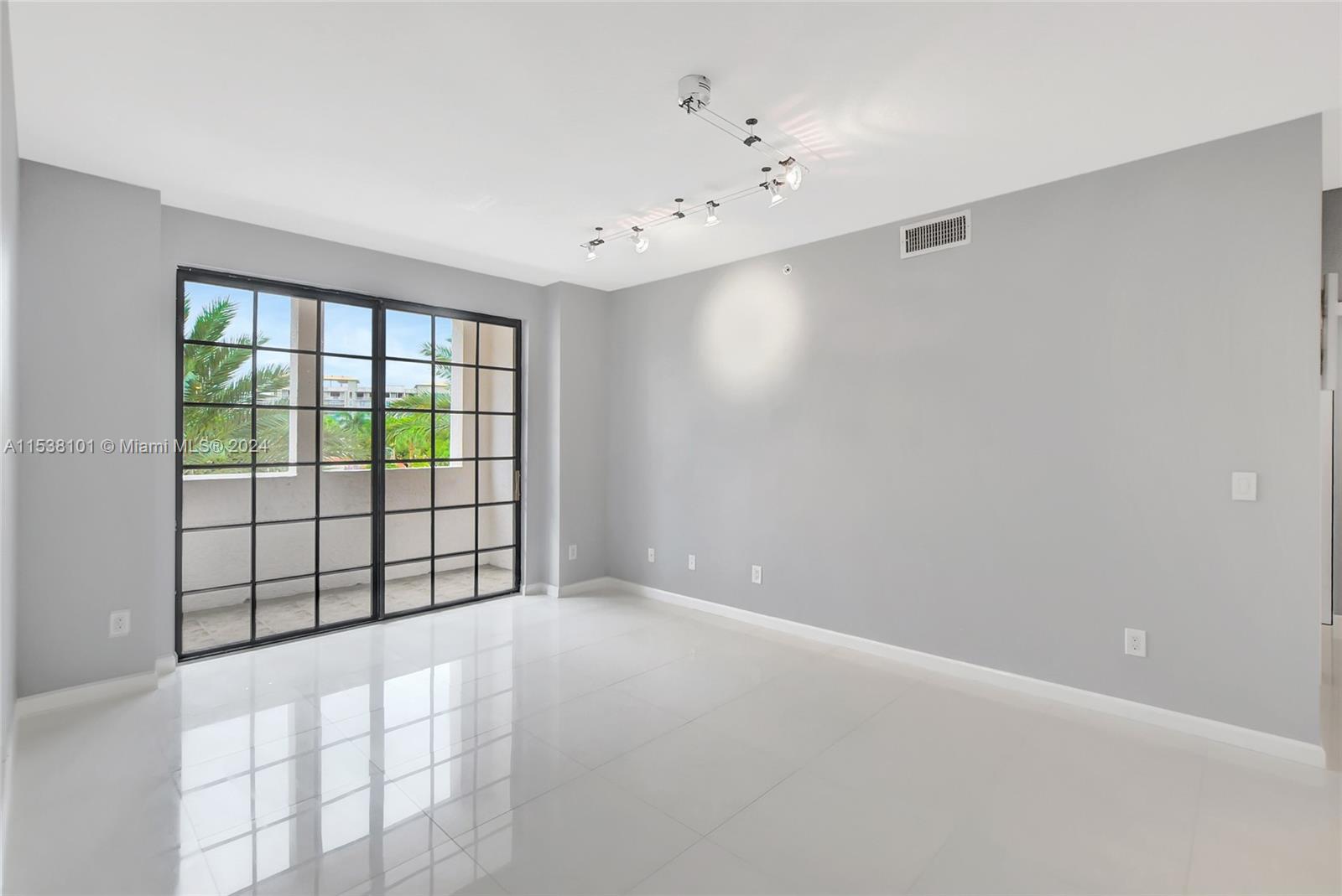 233 Federal Hwy, Boca Raton, FL, 33432 United States, 2 Bedrooms Bedrooms, ,2 BathroomsBathrooms,Residential,For Sale,Federal Hwy,A11538101