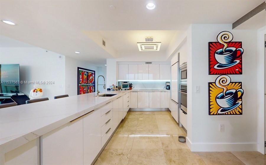 3951 Ocean Dr, Hollywood, FL, 33019 United States, 4 Bedrooms Bedrooms, ,4 BathroomsBathrooms,Residential,For Sale,Ocean Dr,A11537563