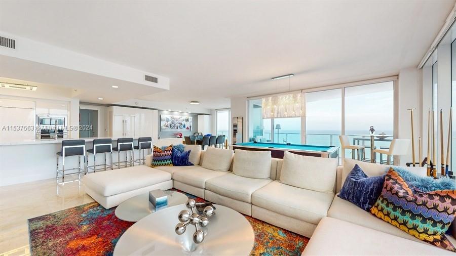 3951 Ocean Dr, Hollywood, FL, 33019 United States, 4 Bedrooms Bedrooms, ,4 BathroomsBathrooms,Residential,For Sale,Ocean Dr,A11537563