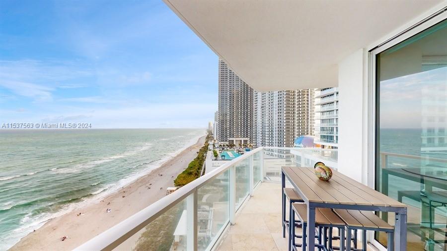 3951 Ocean Dr, Hollywood, FL, 33019 United States, 4 Bedrooms Bedrooms, ,4 BathroomsBathrooms,Residential,For Sale,Ocean Dr,A11537563