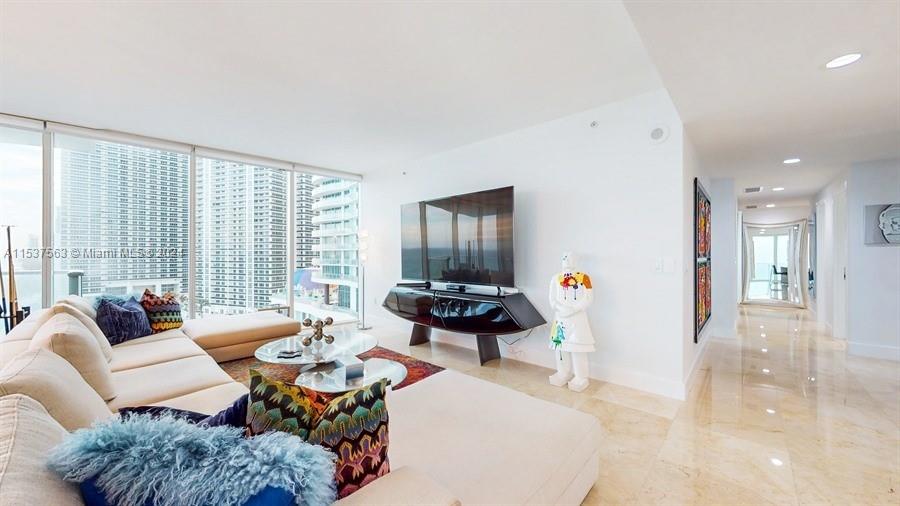 3951 Ocean Dr, Hollywood, FL, 33019 United States, 4 Bedrooms Bedrooms, ,4 BathroomsBathrooms,Residential,For Sale,Ocean Dr,A11537563