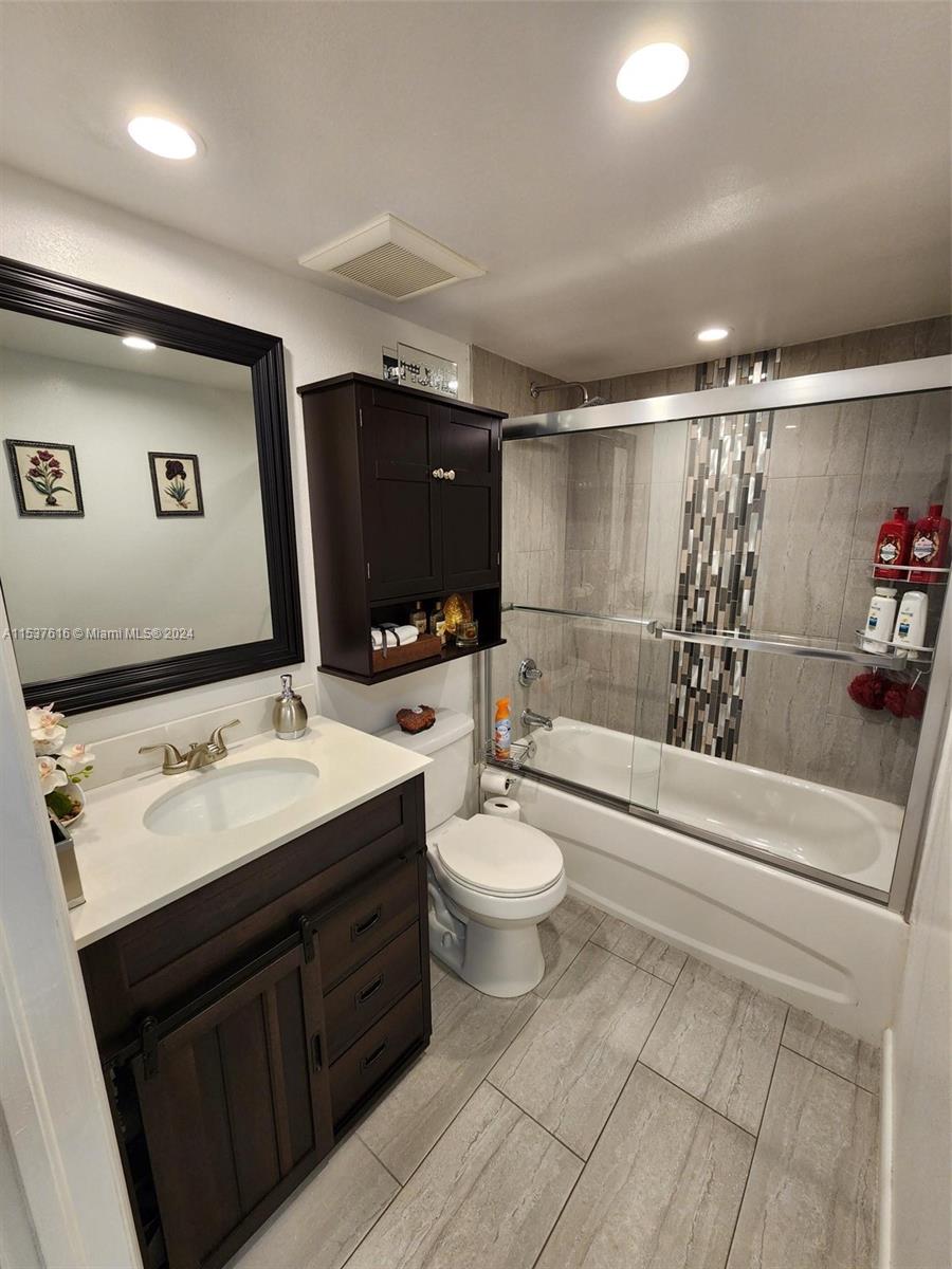 2900 SE 12th Rd 103-28, Homestead, Florida 33035, 2 Bedrooms Bedrooms, ,2 BathroomsBathrooms,Residential,For Sale,2900 SE 12th Rd 103-28,A11537616