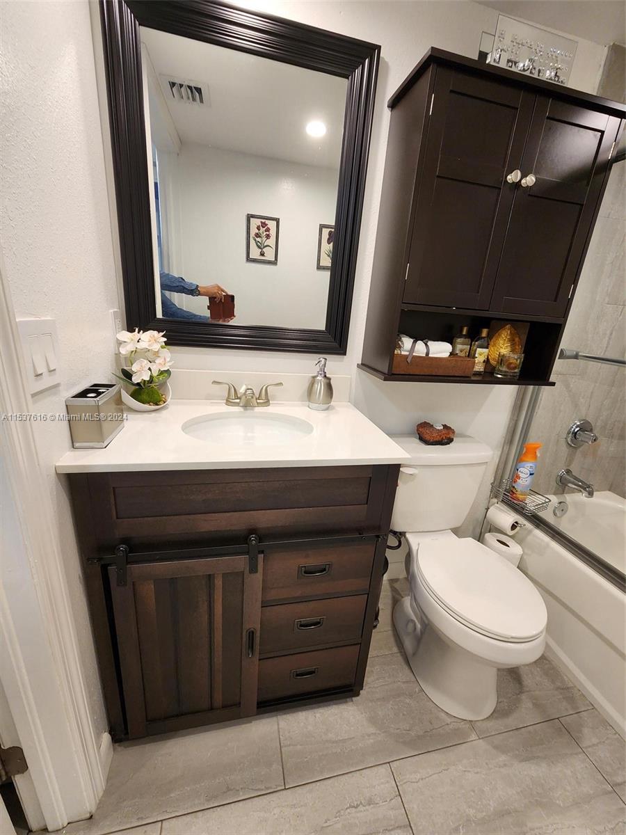 2900 SE 12th Rd 103-28, Homestead, Florida 33035, 2 Bedrooms Bedrooms, ,2 BathroomsBathrooms,Residential,For Sale,2900 SE 12th Rd 103-28,A11537616