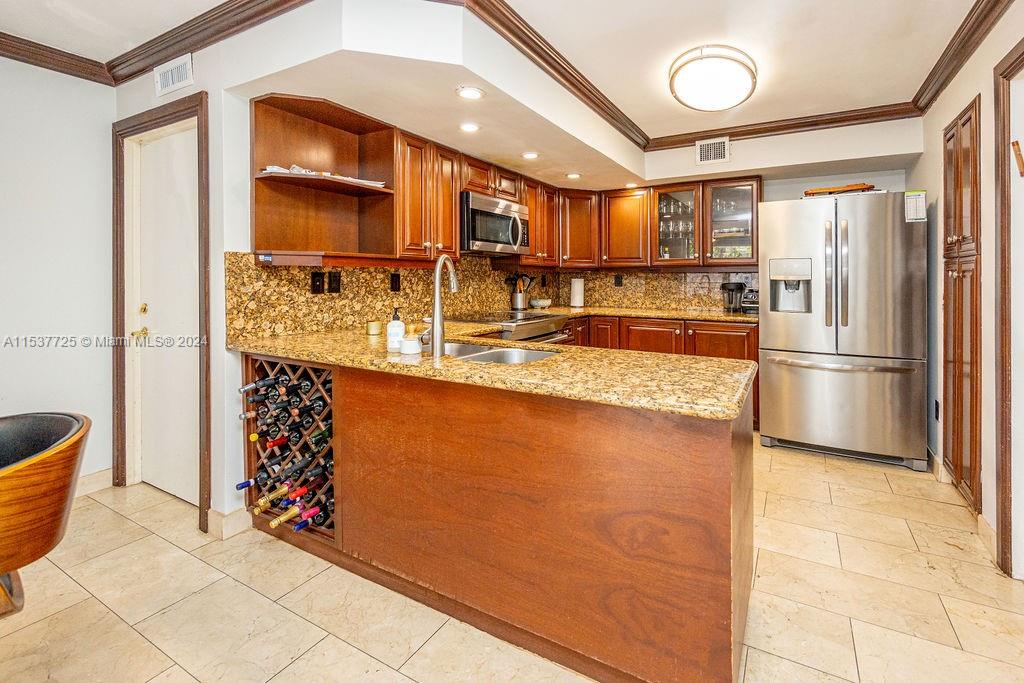 20935 NE 37th Ct, Aventura, Florida 33180, 5 Bedrooms Bedrooms, ,3 BathroomsBathrooms,Residentiallease,For Rent,20935 NE 37th Ct,A11537725