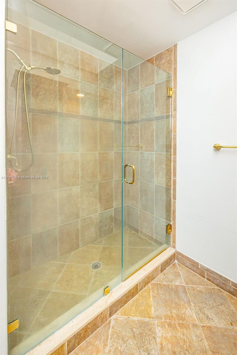 20935 NE 37th Ct, Aventura, Florida 33180, 5 Bedrooms Bedrooms, ,3 BathroomsBathrooms,Residentiallease,For Rent,20935 NE 37th Ct,A11537725