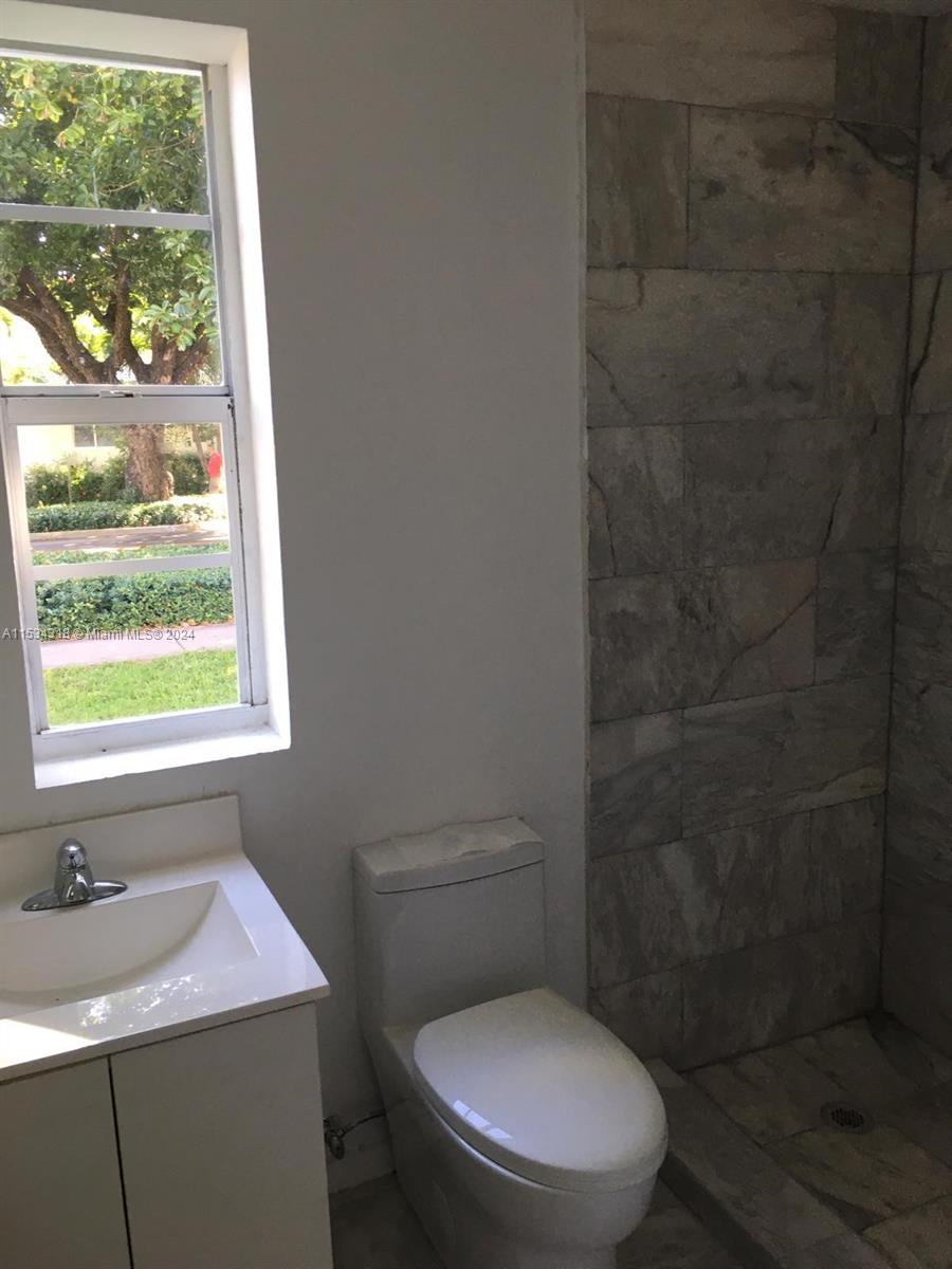 810 7 ST 101, Miami Beach, Florida 33139, 1 Bedroom Bedrooms, ,1 BathroomBathrooms,Residential,For Sale,810 7 ST 101,A11534318