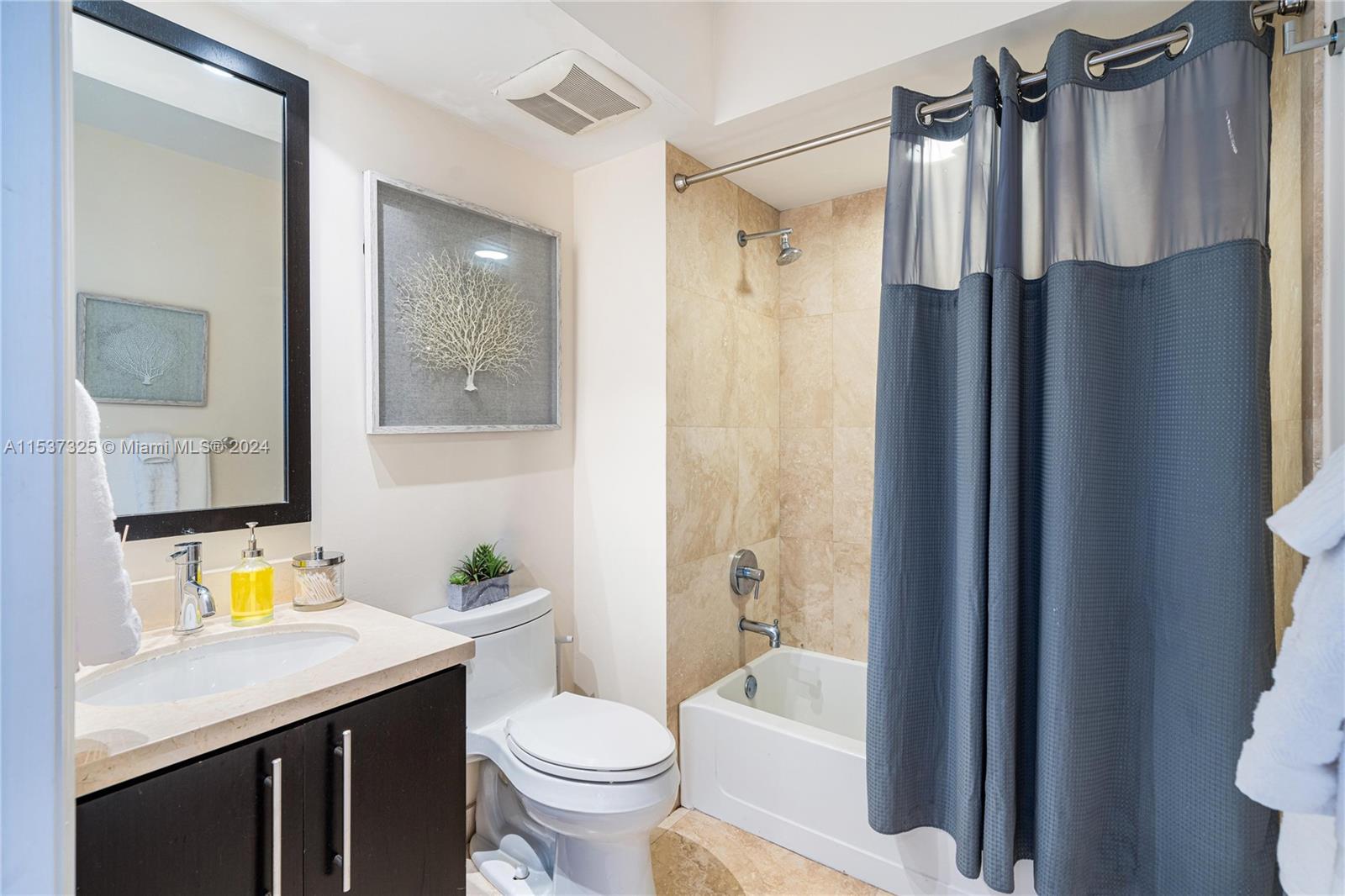 1330 West Ave 611, Miami Beach, Florida 33139, 2 Bedrooms Bedrooms, ,2 BathroomsBathrooms,Residential,For Sale,1330 West Ave 611,A11537325