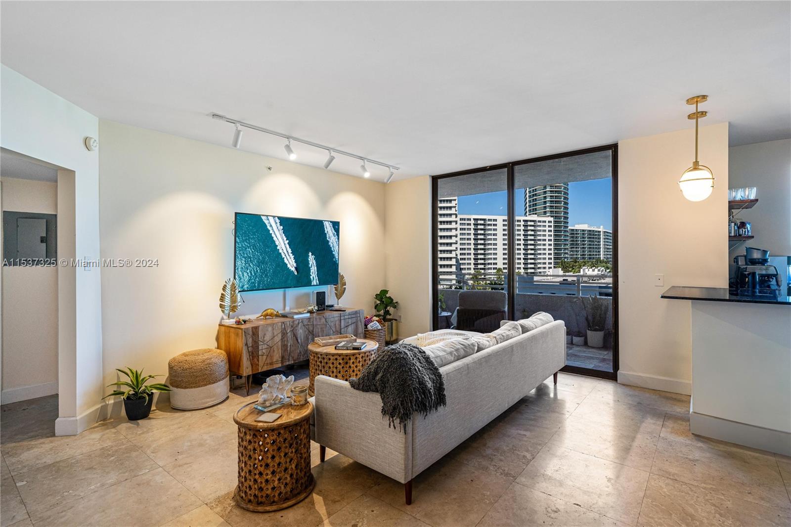 1330 West Ave 611, Miami Beach, Florida 33139, 2 Bedrooms Bedrooms, ,2 BathroomsBathrooms,Residential,For Sale,1330 West Ave 611,A11537325