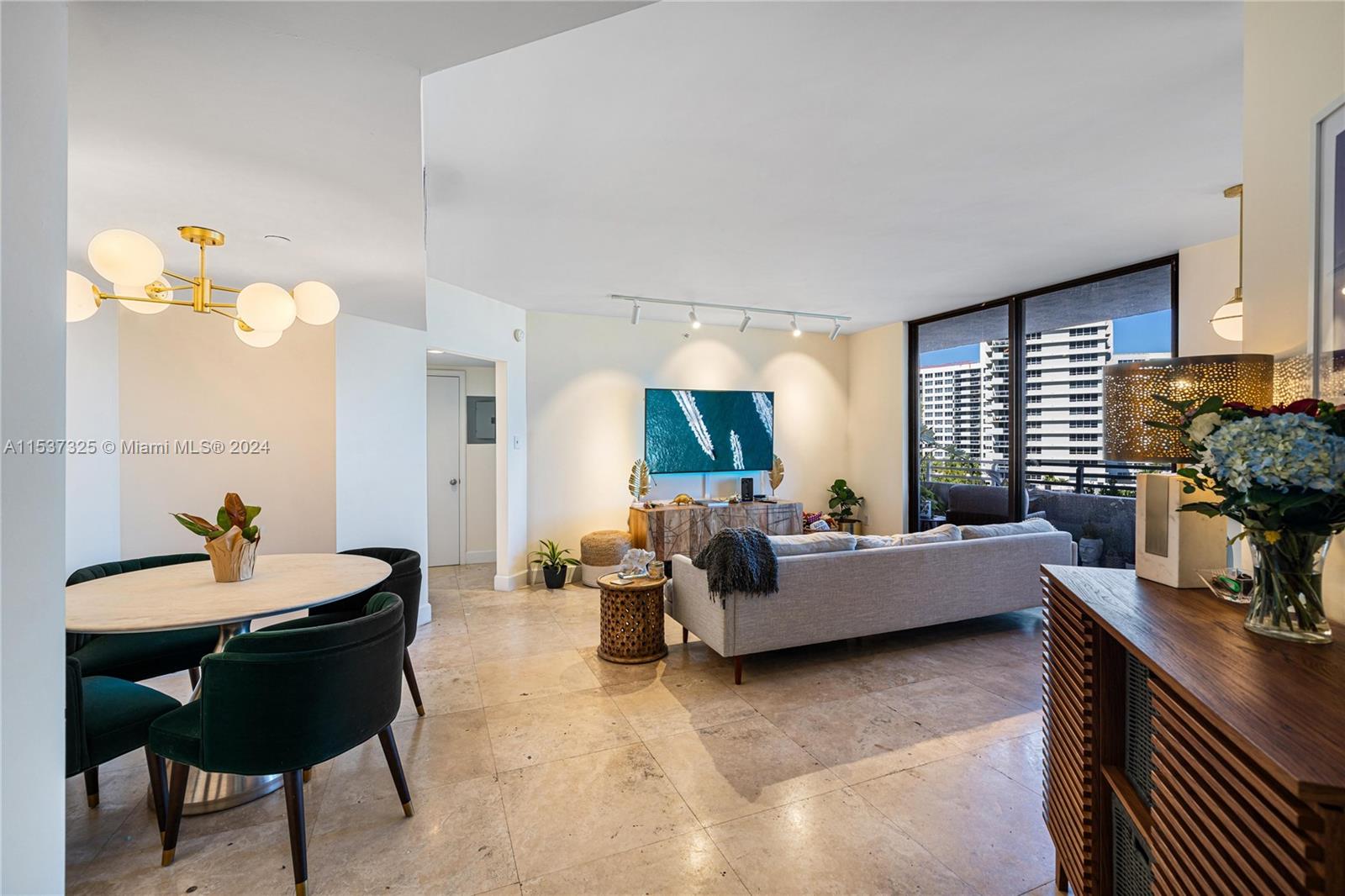 1330 West Ave 611, Miami Beach, Florida 33139, 2 Bedrooms Bedrooms, ,2 BathroomsBathrooms,Residential,For Sale,1330 West Ave 611,A11537325