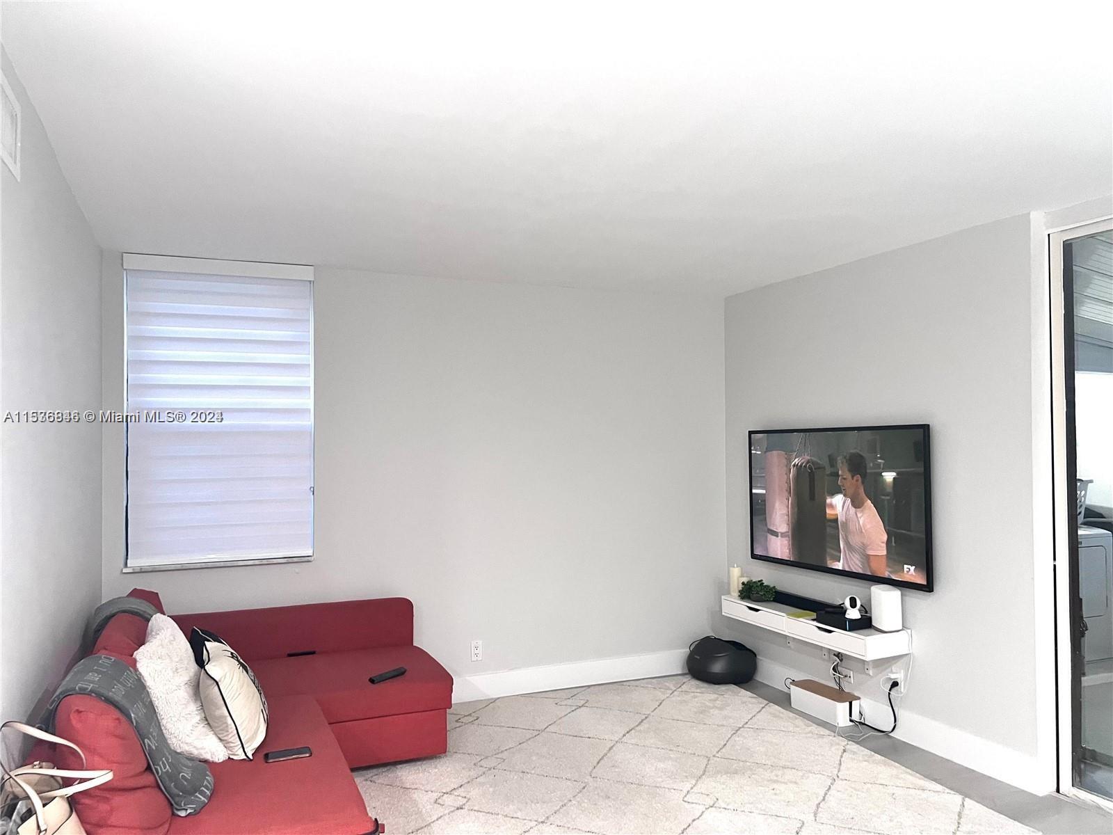 20200 W Country Club Dr 112, Aventura, Florida 33180, 3 Bedrooms Bedrooms, ,2 BathroomsBathrooms,Residential,For Sale,20200 W Country Club Dr 112,A11536846