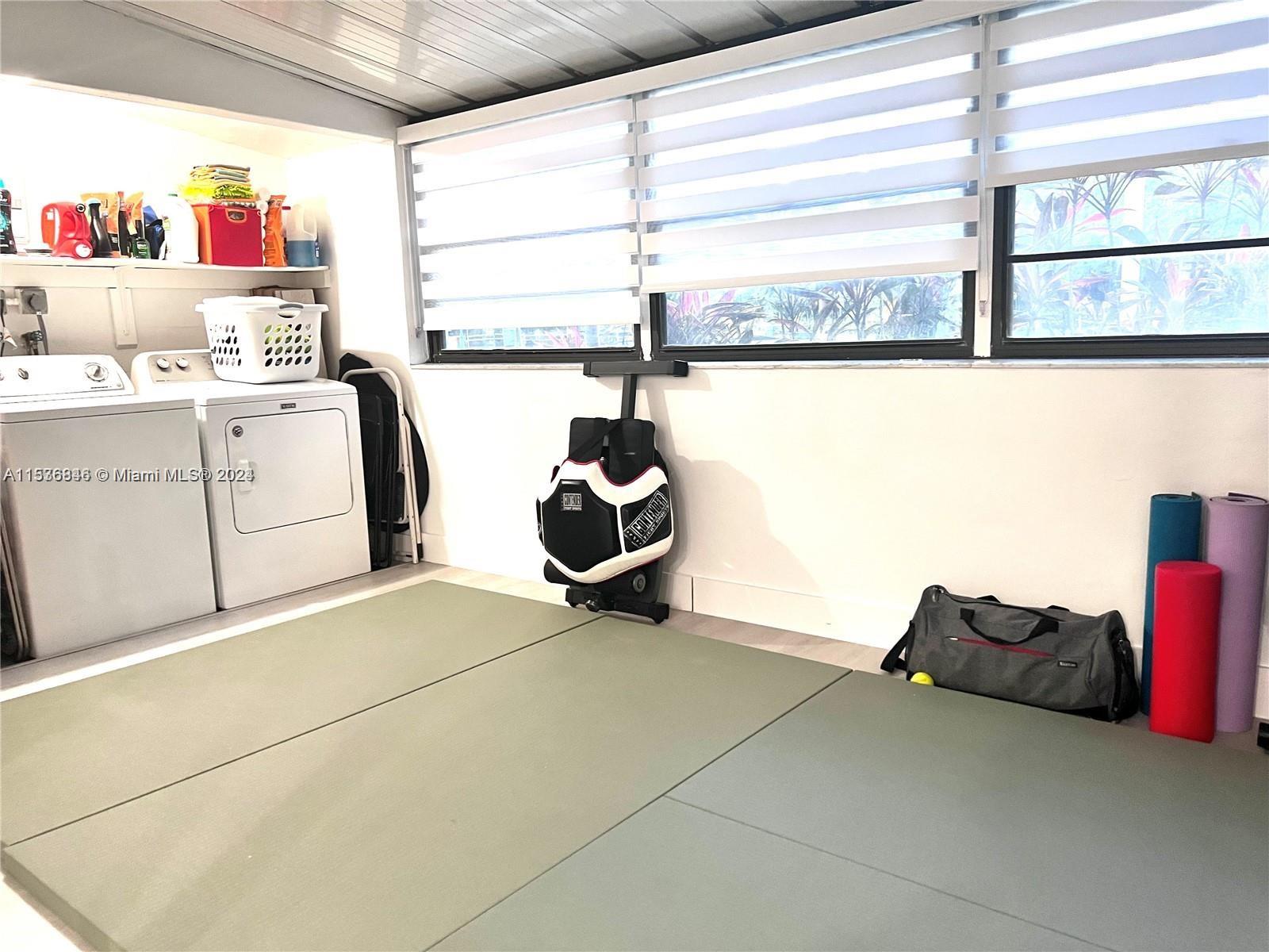 20200 W Country Club Dr 112, Aventura, Florida 33180, 3 Bedrooms Bedrooms, ,2 BathroomsBathrooms,Residential,For Sale,20200 W Country Club Dr 112,A11536846