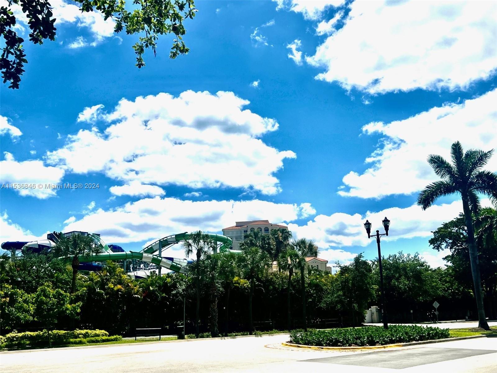 20200 W Country Club Dr 112, Aventura, Florida 33180, 3 Bedrooms Bedrooms, ,2 BathroomsBathrooms,Residential,For Sale,20200 W Country Club Dr 112,A11536846