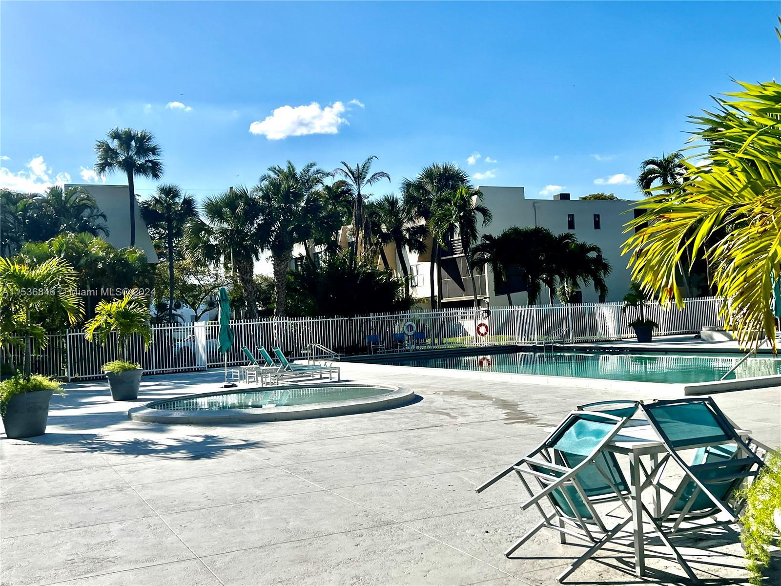 20200 W Country Club Dr 112, Aventura, Florida 33180, 3 Bedrooms Bedrooms, ,2 BathroomsBathrooms,Residential,For Sale,20200 W Country Club Dr 112,A11536846