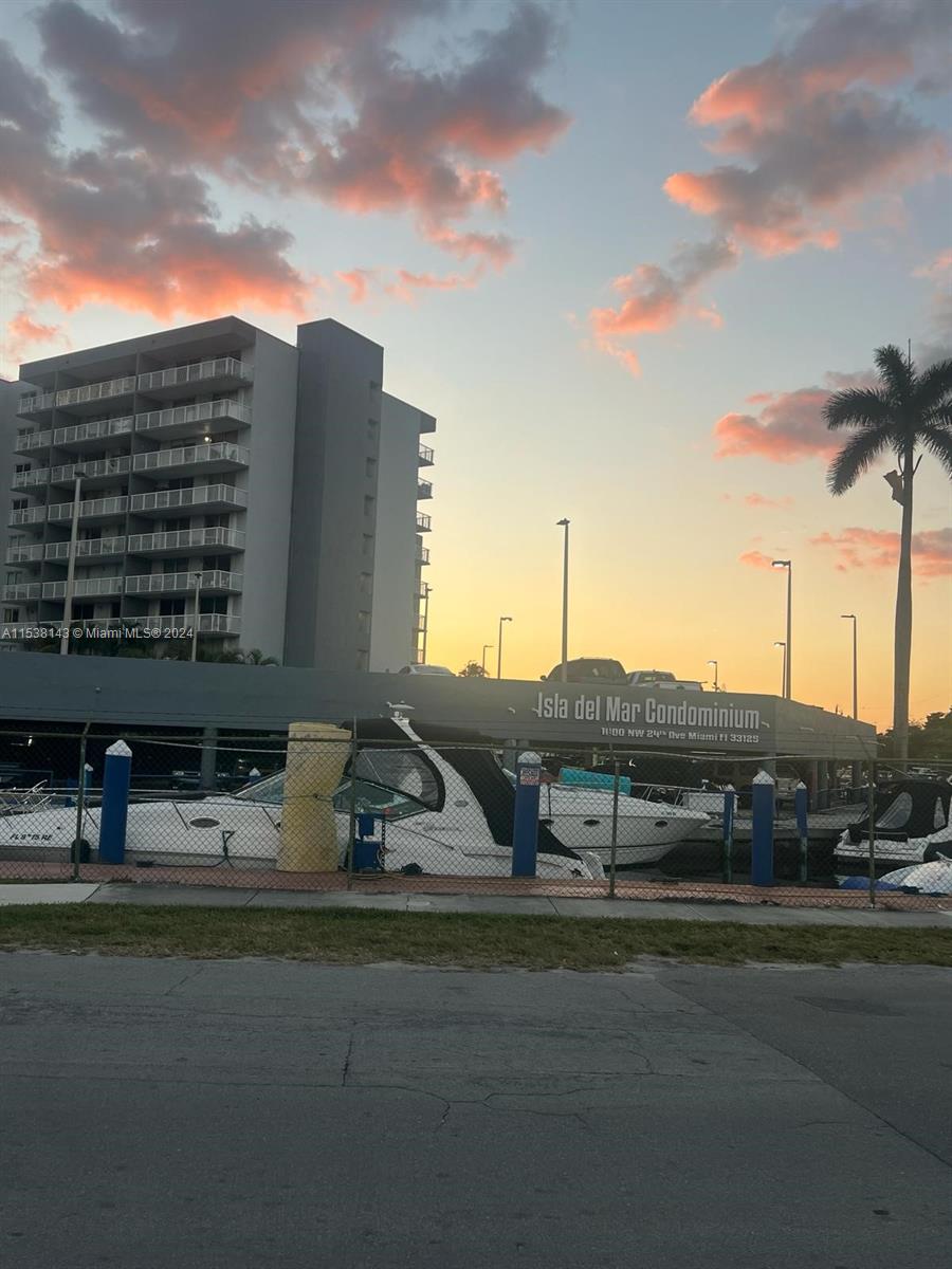 1800 NW 24th Ave 415, Miami, Florida 33125, 2 Bedrooms Bedrooms, ,1 BathroomBathrooms,Residential,For Sale,1800 NW 24th Ave 415,A11538143