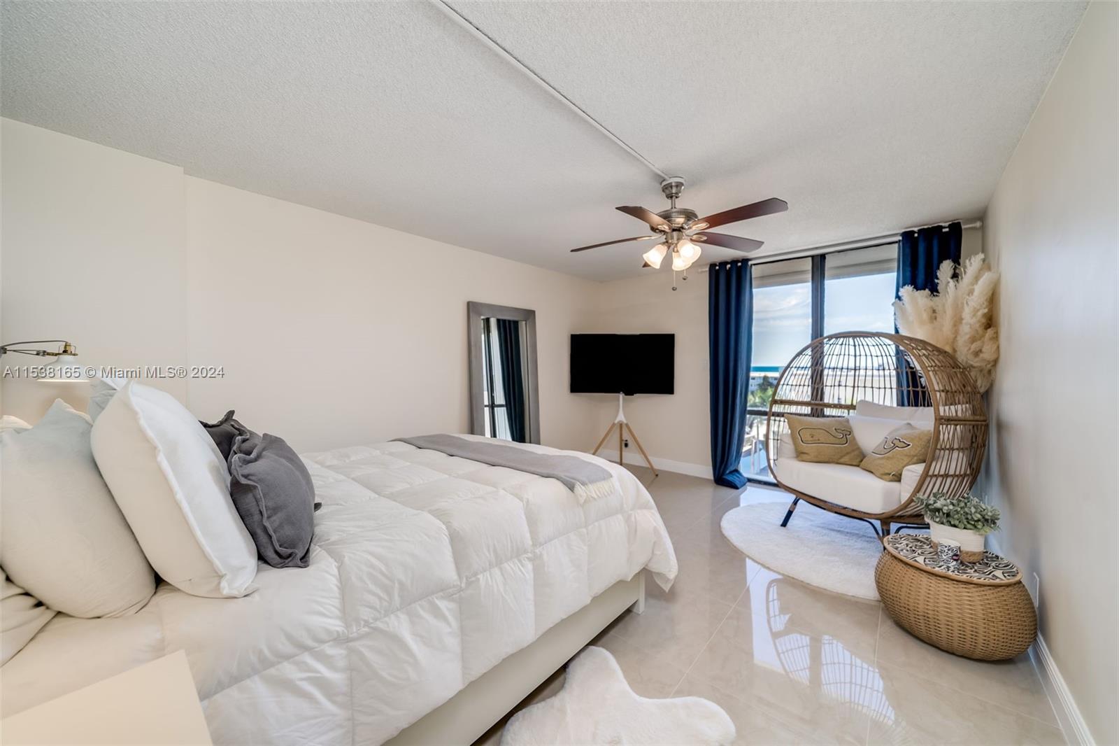 1500 S Ocean Dr 7K, Hollywood, Florida 33019, 2 Bedrooms Bedrooms, ,2 BathroomsBathrooms,Residential,For Sale,1500 S Ocean Dr 7K,A11538165