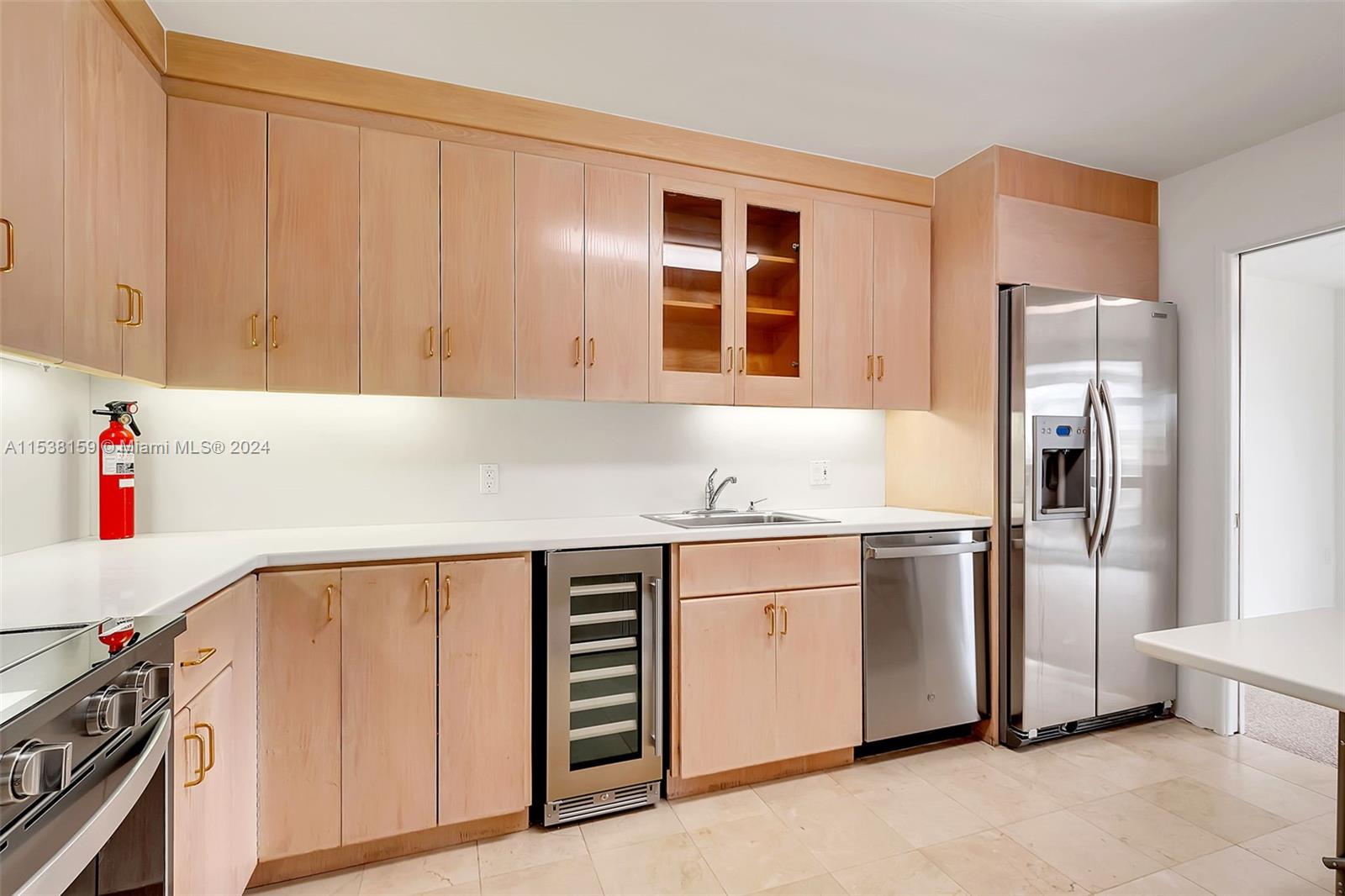 600 Biltmore Way 307, Coral Gables, Florida 33134, 2 Bedrooms Bedrooms, ,2 BathroomsBathrooms,Residentiallease,For Rent,600 Biltmore Way 307,A11538159