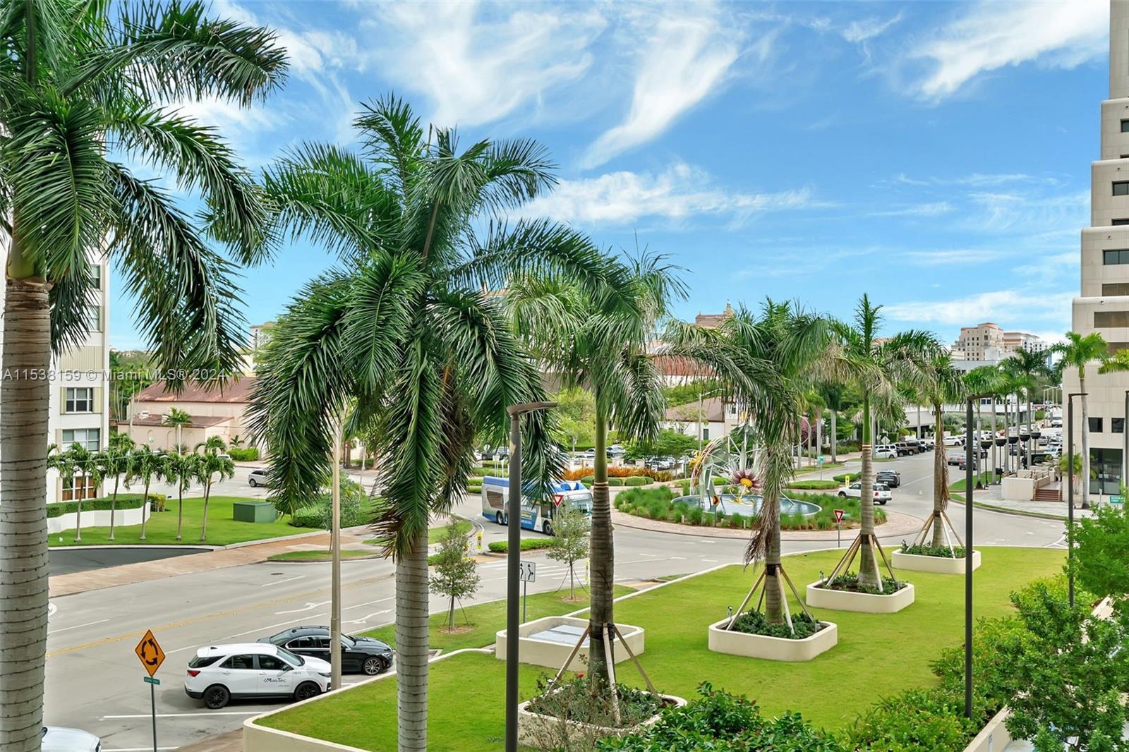 600 Biltmore Way 307, Coral Gables, Florida 33134, 2 Bedrooms Bedrooms, ,2 BathroomsBathrooms,Residentiallease,For Rent,600 Biltmore Way 307,A11538159