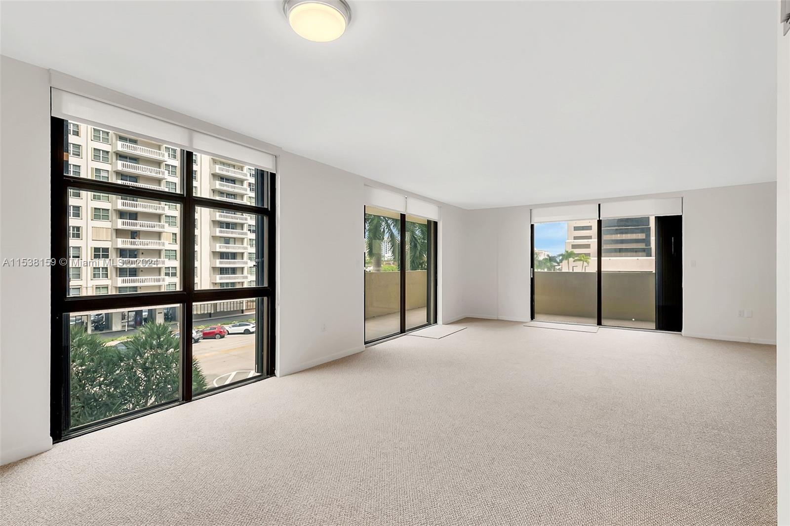 600 Biltmore Way 307, Coral Gables, Florida 33134, 2 Bedrooms Bedrooms, ,2 BathroomsBathrooms,Residentiallease,For Rent,600 Biltmore Way 307,A11538159