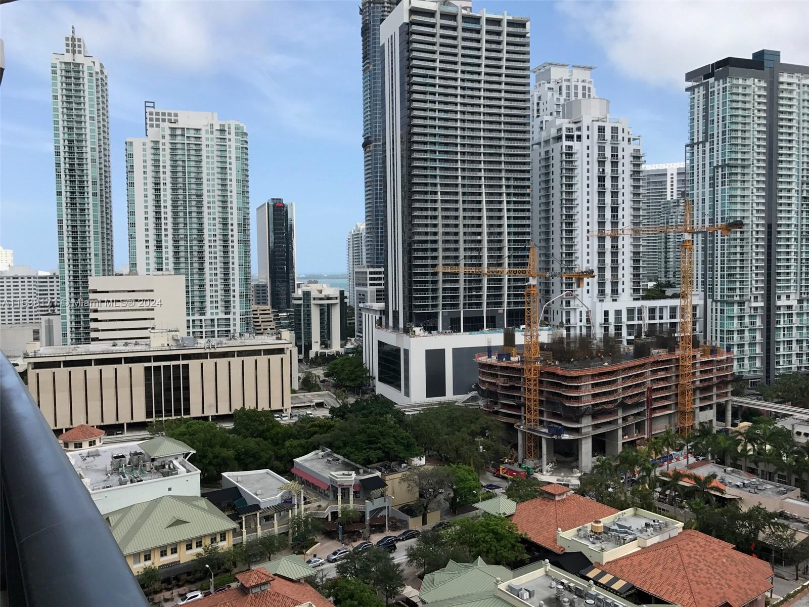 55 SW 9 St 1605, Miami, Florida 33130, 1 Bedroom Bedrooms, ,2 BathroomsBathrooms,Residentiallease,For Rent,55 SW 9 St 1605,A11538171