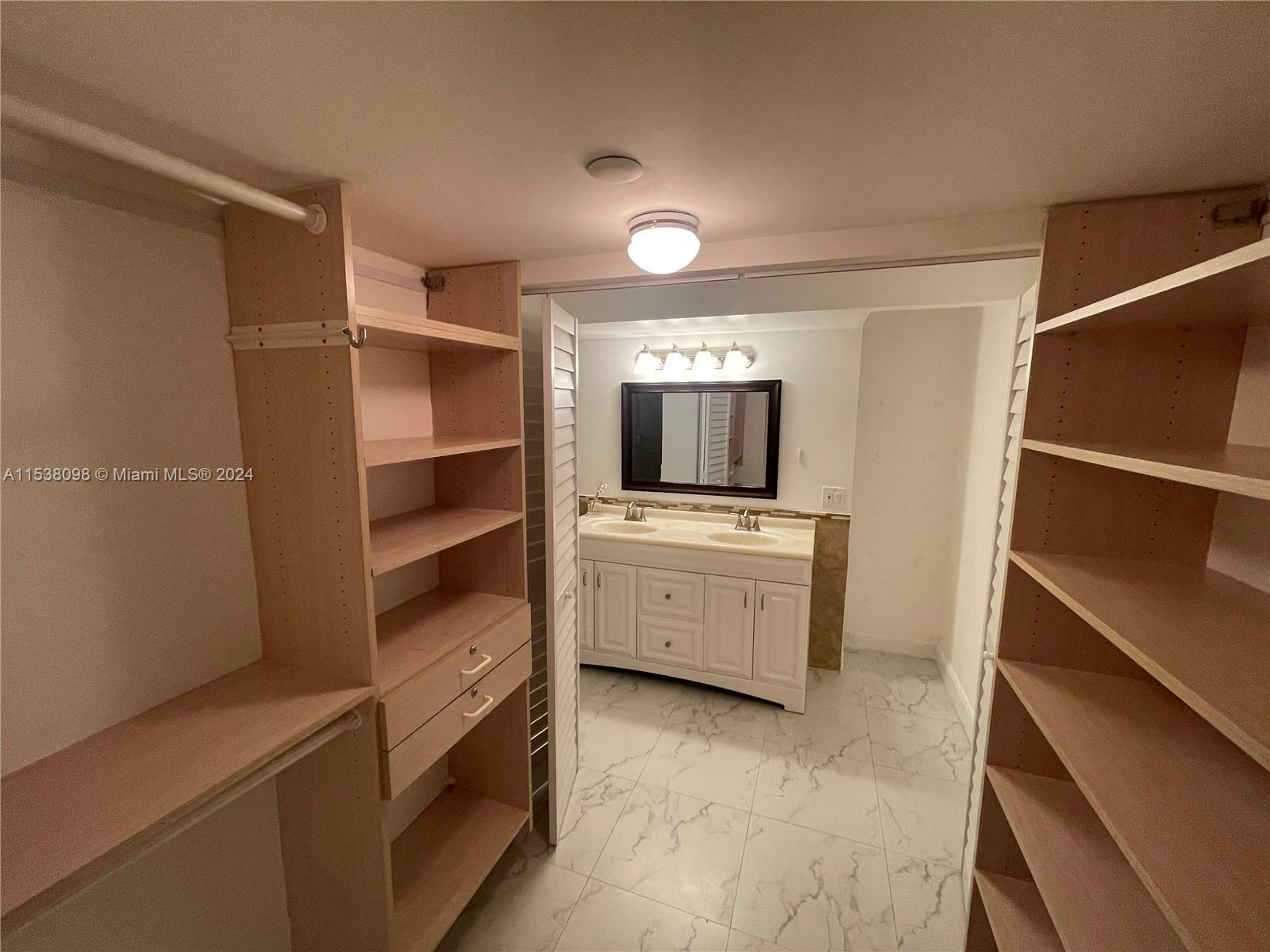 3500 Mystic Pointe Dr 3002, Aventura, Florida 33180, 2 Bedrooms Bedrooms, ,2 BathroomsBathrooms,Residentiallease,For Rent,3500 Mystic Pointe Dr 3002,A11538098
