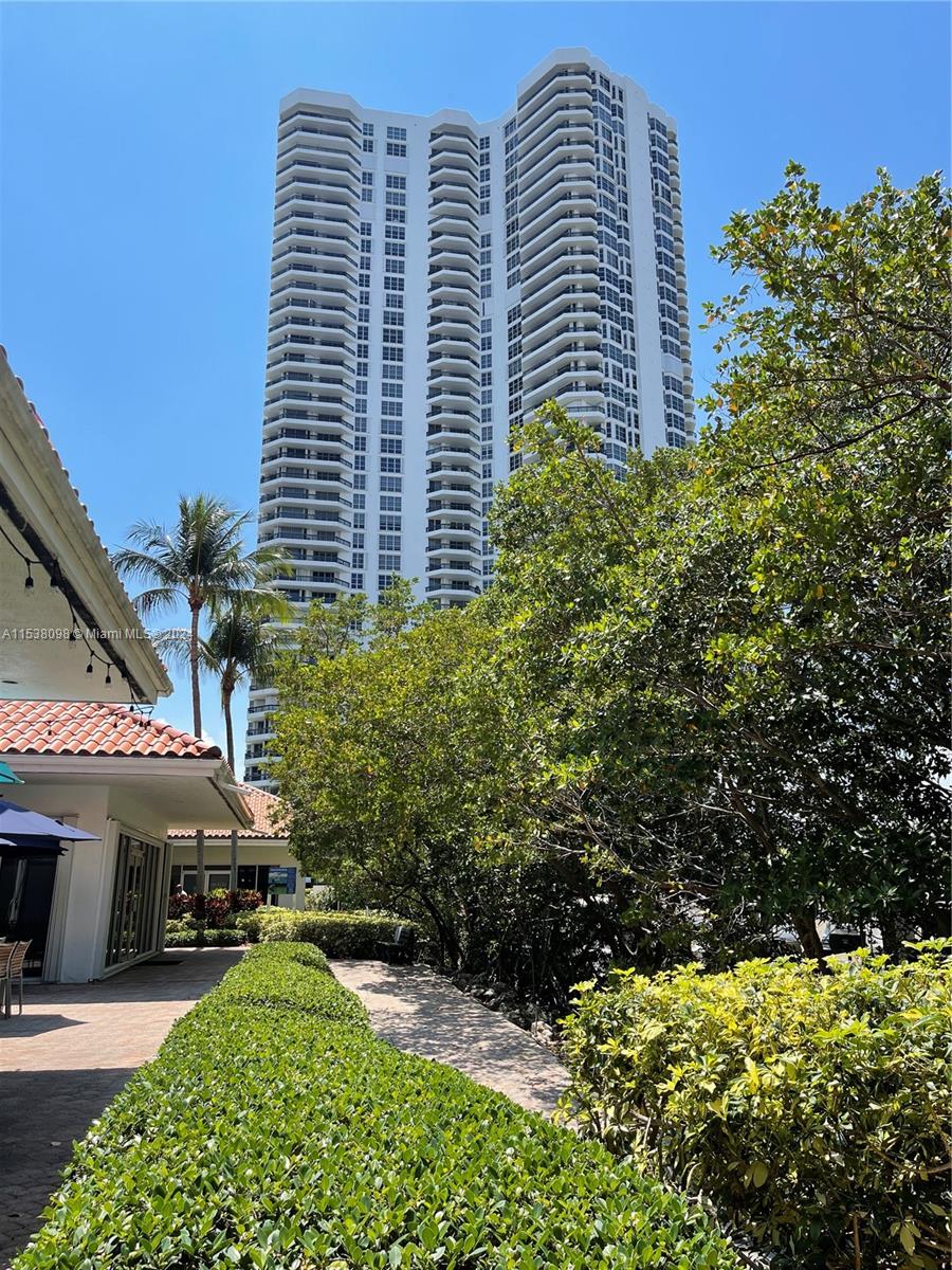 3500 Mystic Pointe Dr 3002, Aventura, Florida 33180, 2 Bedrooms Bedrooms, ,2 BathroomsBathrooms,Residentiallease,For Rent,3500 Mystic Pointe Dr 3002,A11538098