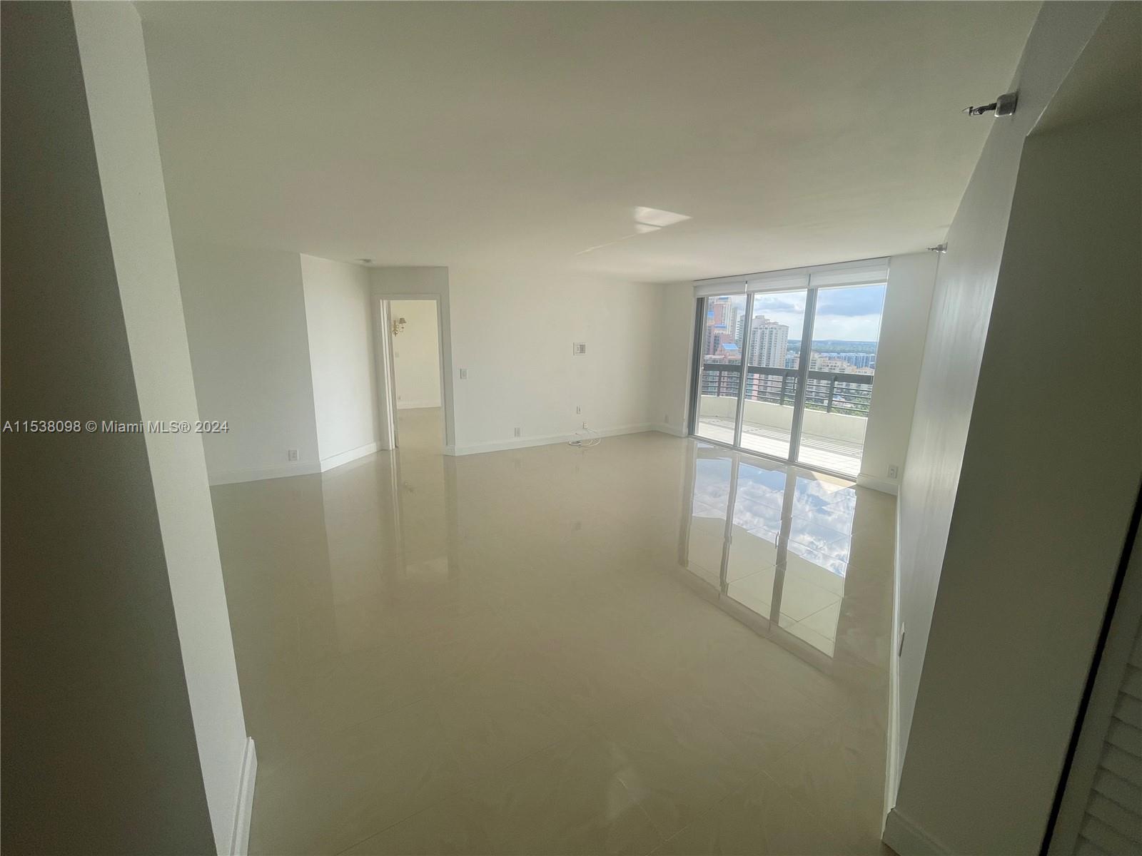 3500 Mystic Pointe Dr 3002, Aventura, Florida 33180, 2 Bedrooms Bedrooms, ,2 BathroomsBathrooms,Residentiallease,For Rent,3500 Mystic Pointe Dr 3002,A11538098