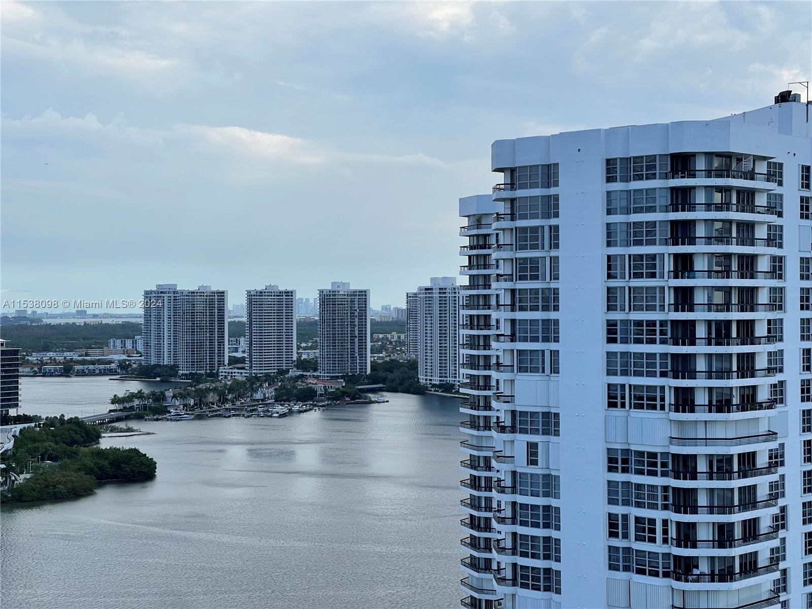 3500 Mystic Pointe Dr 3002, Aventura, Florida 33180, 2 Bedrooms Bedrooms, ,2 BathroomsBathrooms,Residentiallease,For Rent,3500 Mystic Pointe Dr 3002,A11538098