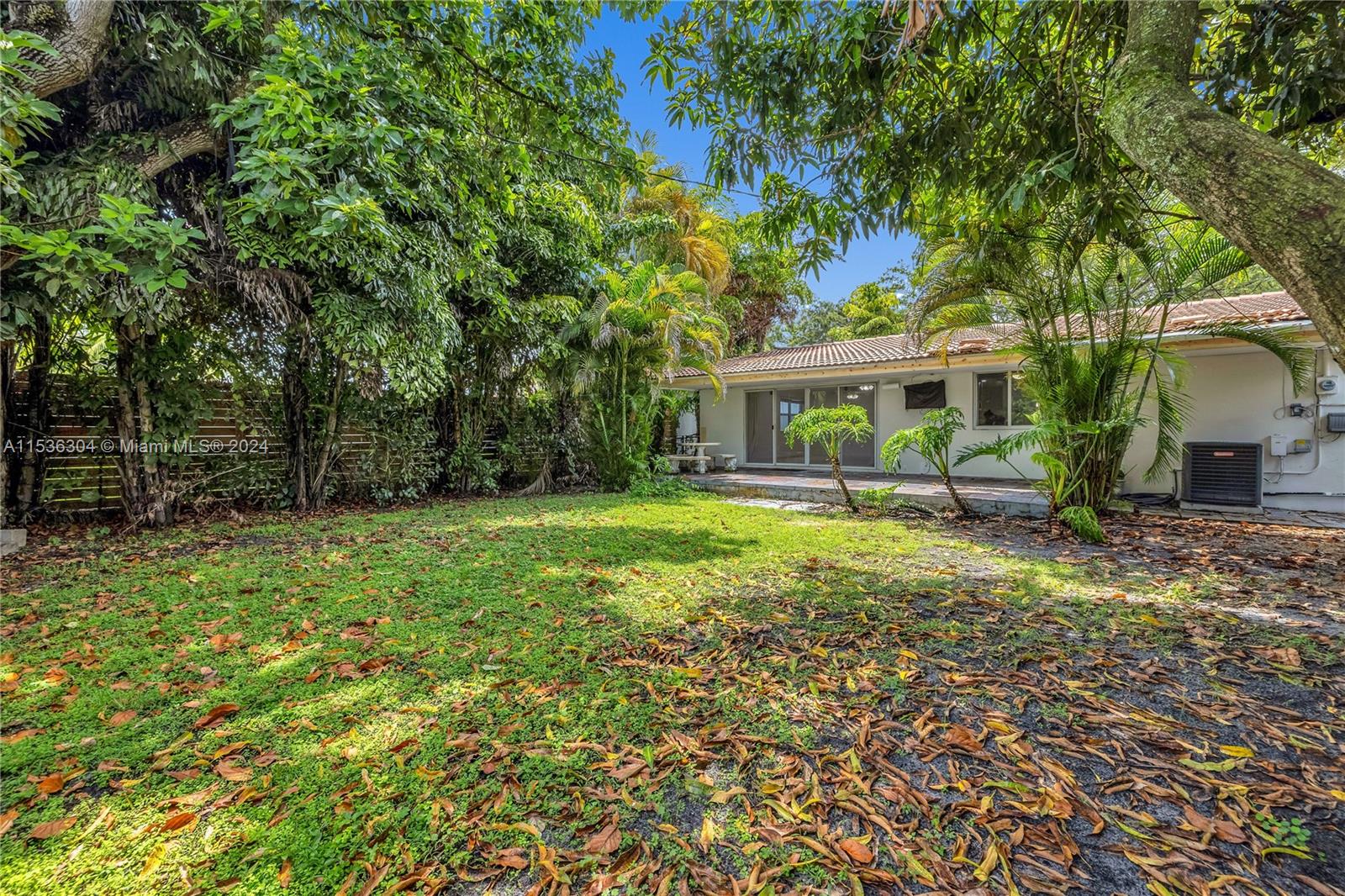 315 NE 89 St, El Portal, Florida 33138, 4 Bedrooms Bedrooms, ,2 BathroomsBathrooms,Residentiallease,For Rent,315 NE 89 St,A11536304