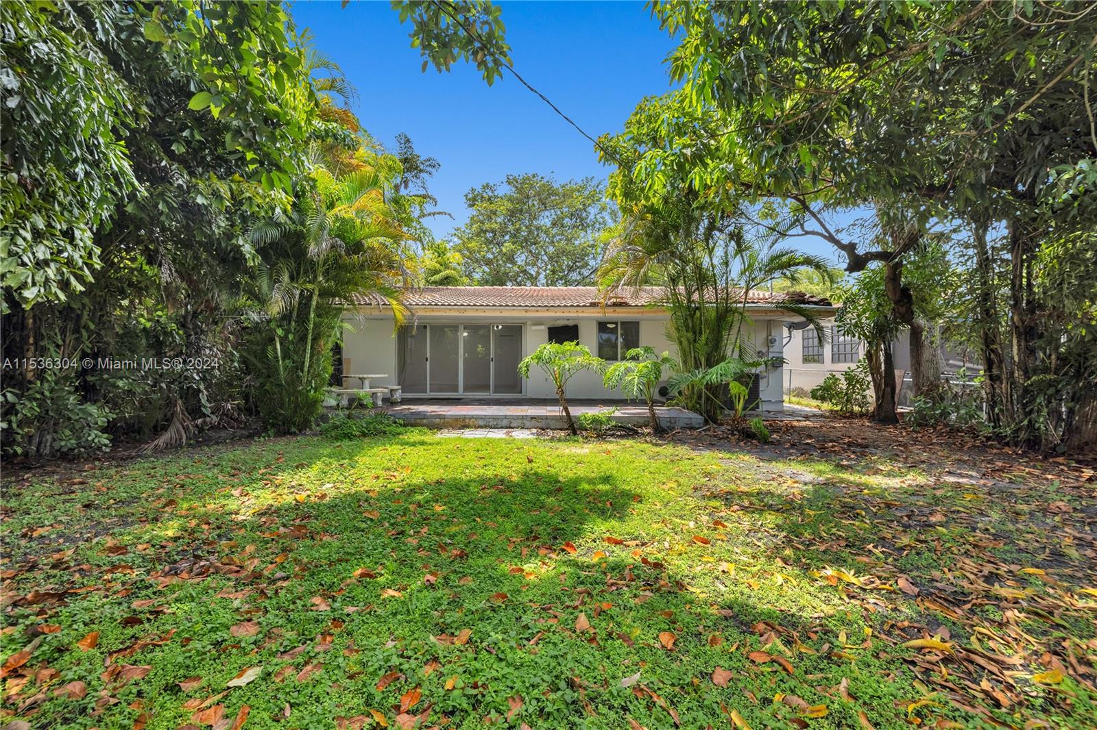 315 NE 89 St, El Portal, Florida 33138, 4 Bedrooms Bedrooms, ,2 BathroomsBathrooms,Residentiallease,For Rent,315 NE 89 St,A11536304